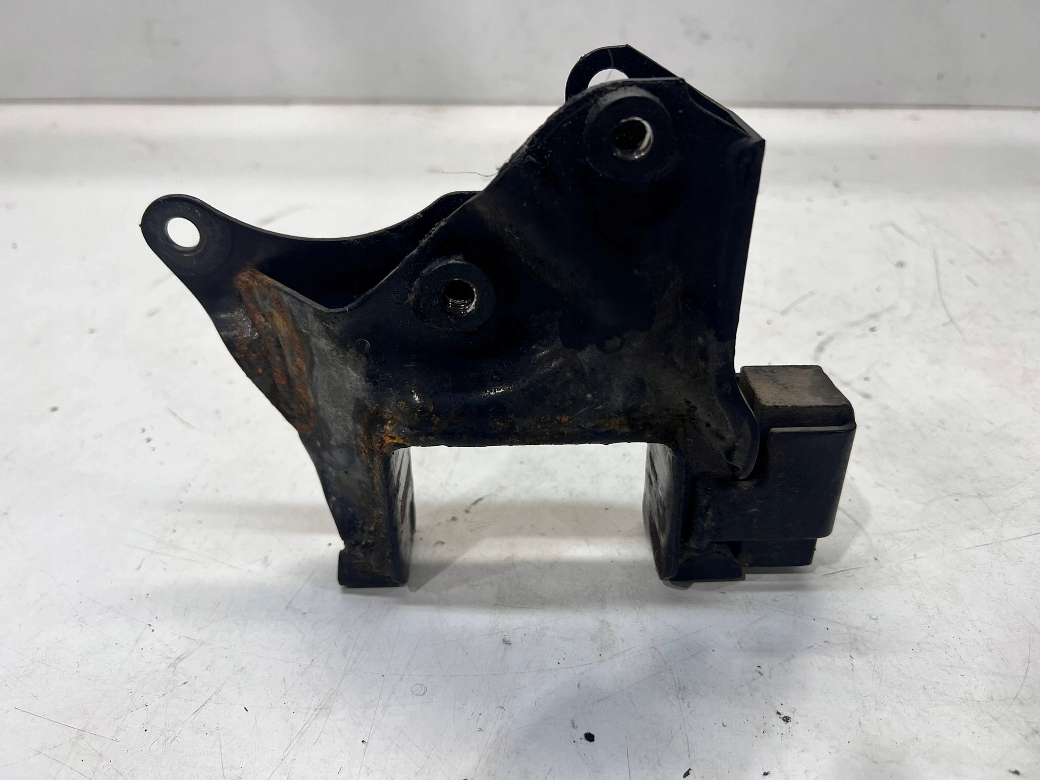 Supporto cambio ingranaggi AUDI A1 VW SKODA SEAT 1.6 TD 6R0199111A