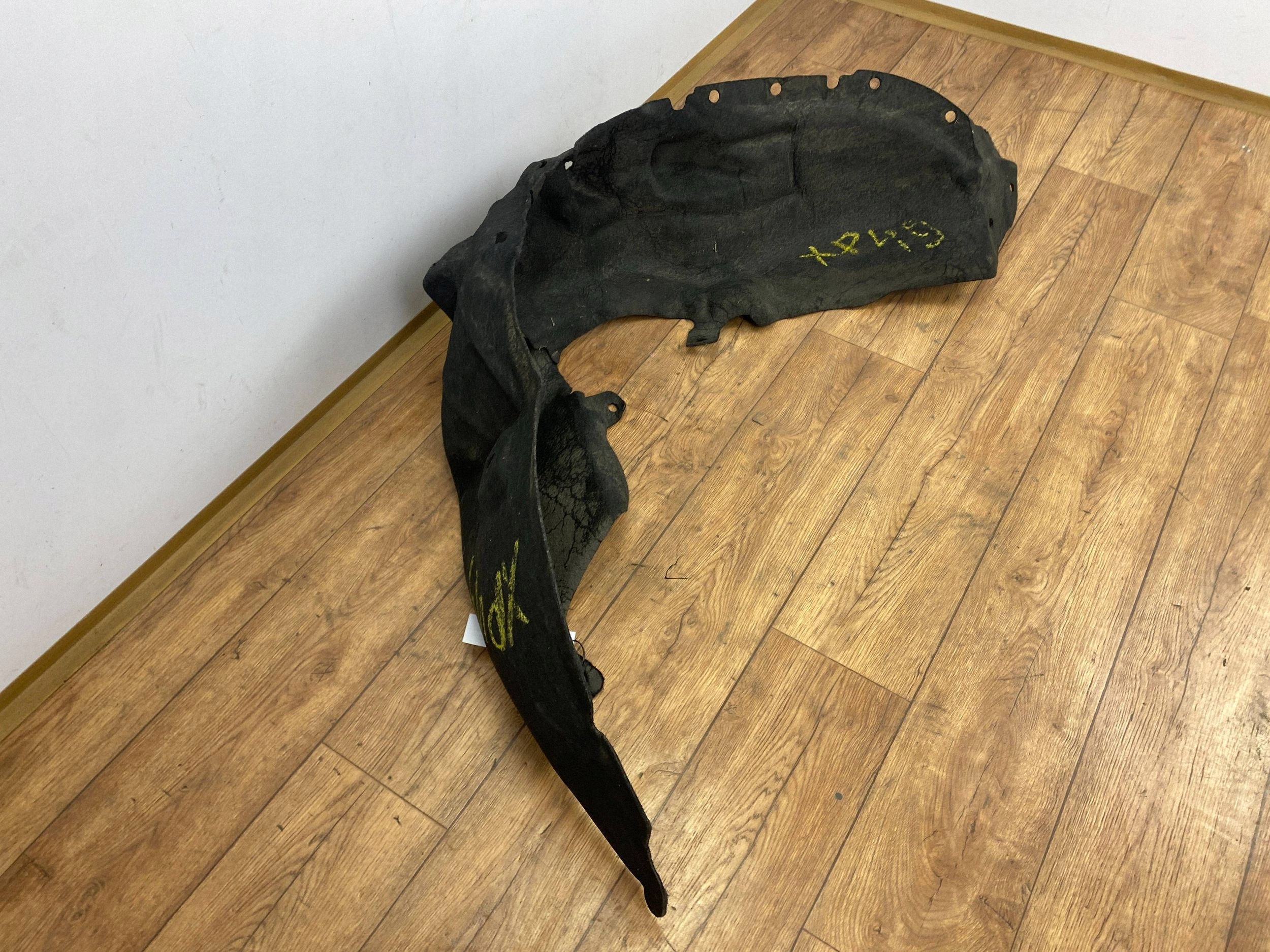 mudguard rear. left Ford Escape IV Kuga MK3 2020+
