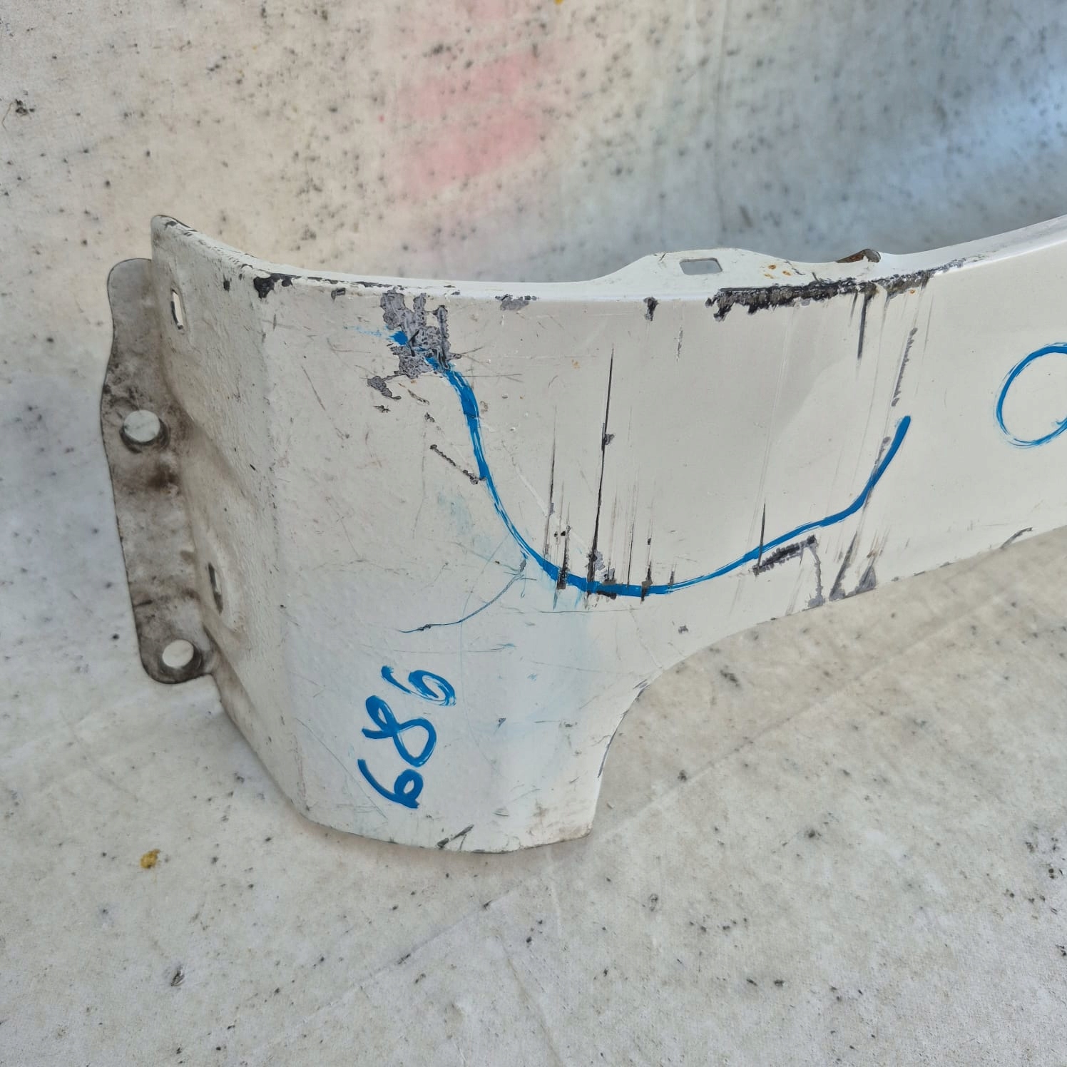 TOYOTA AURIS and 1 LIFT 09-13 fender front front left