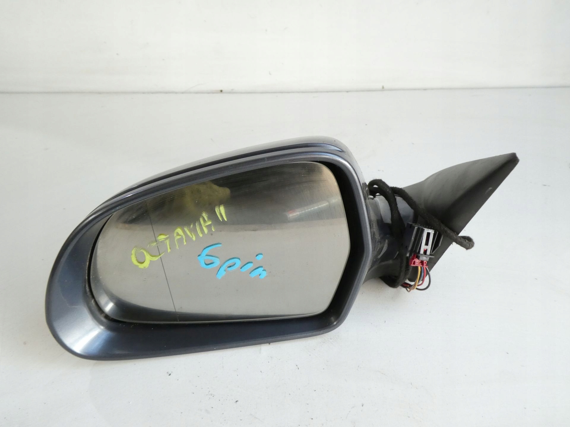 LUSTERKO LEWE SKODA OCTAVIA II 6PIN