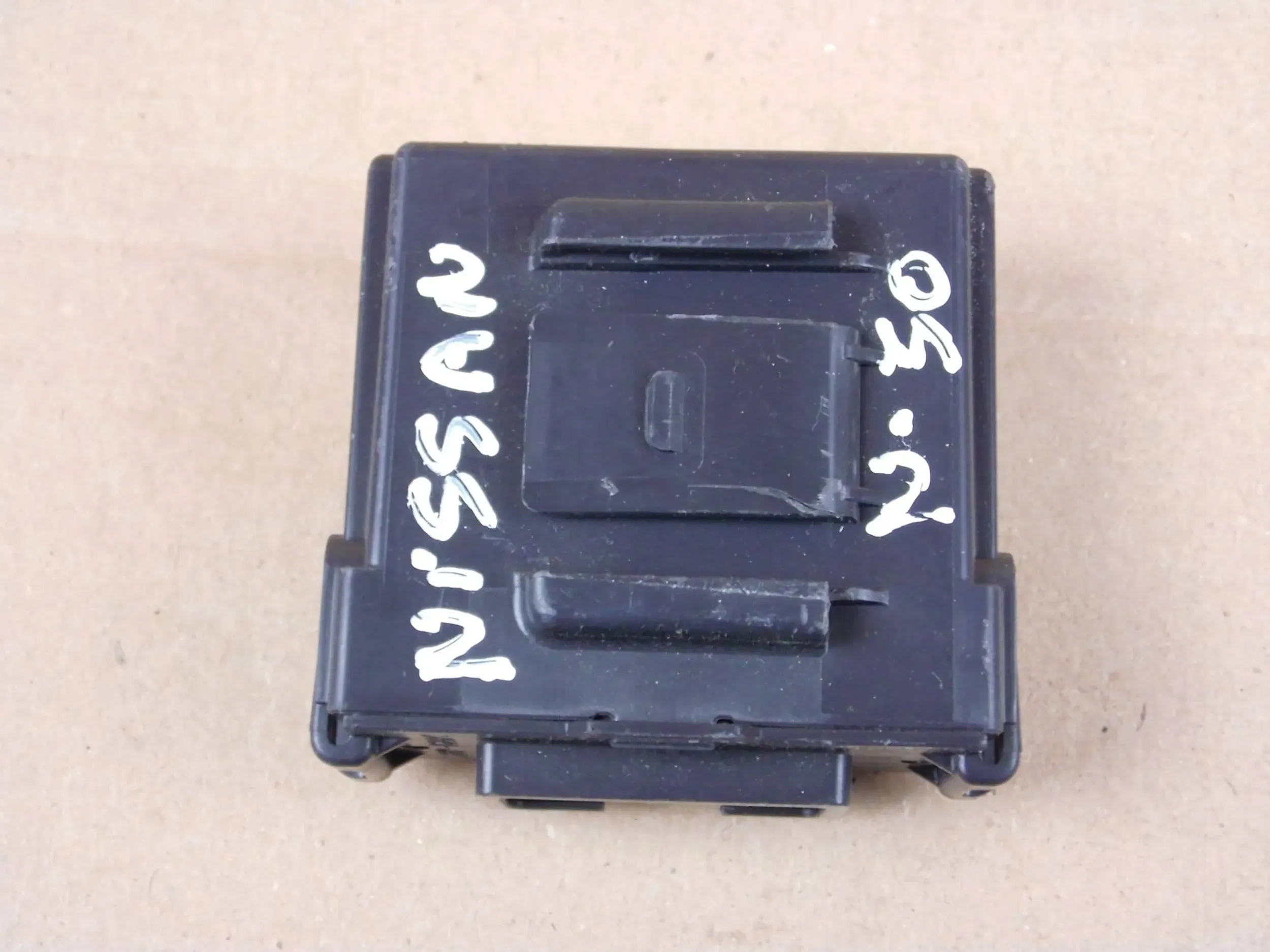 NISSAN X-TRAIL T32 MODULO COMPUTER CENTRALINA 476A06FN0A