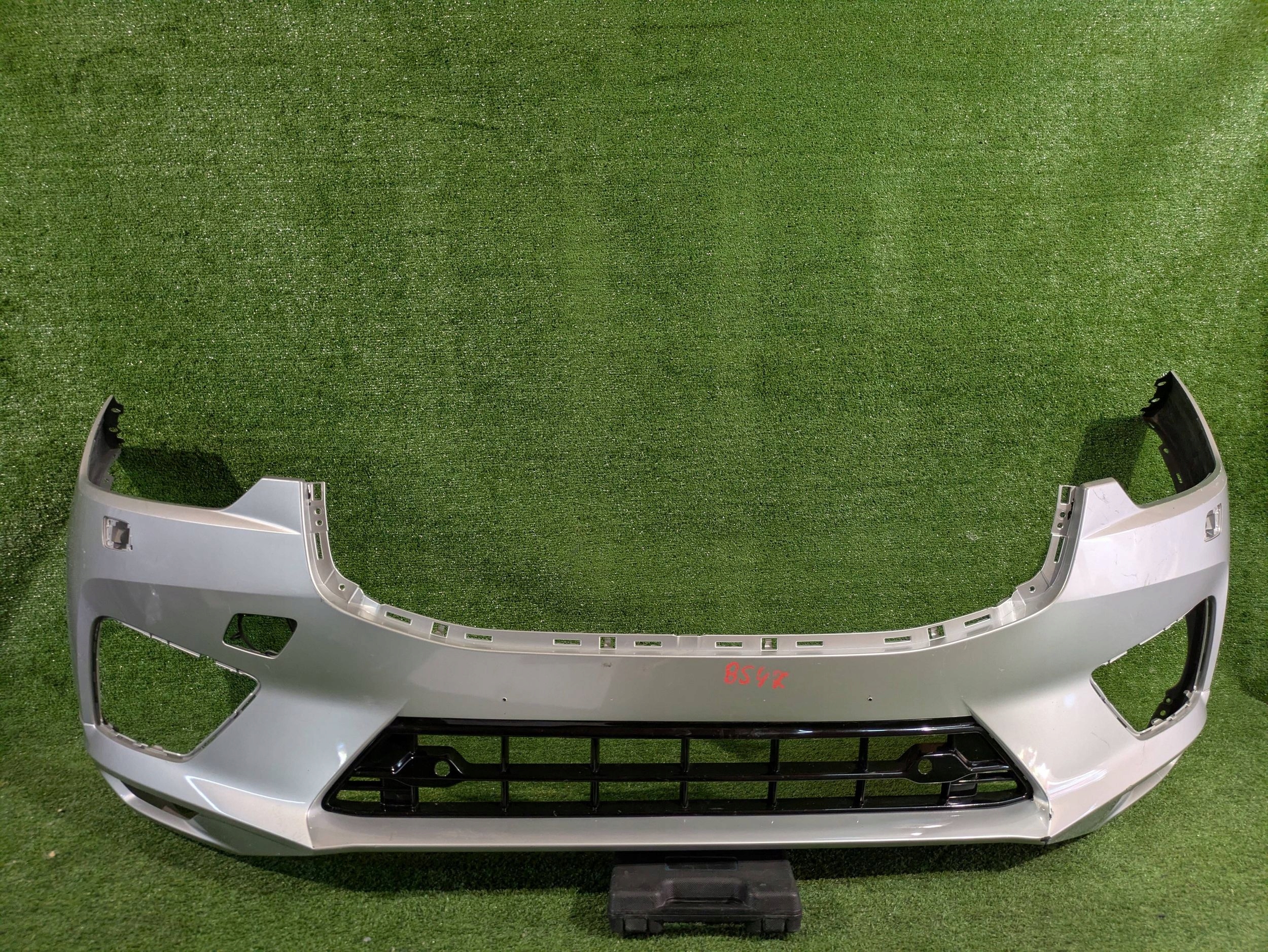 front bumper front VOLVO XC60 XC-60 II 17- R-design NR.Z8547