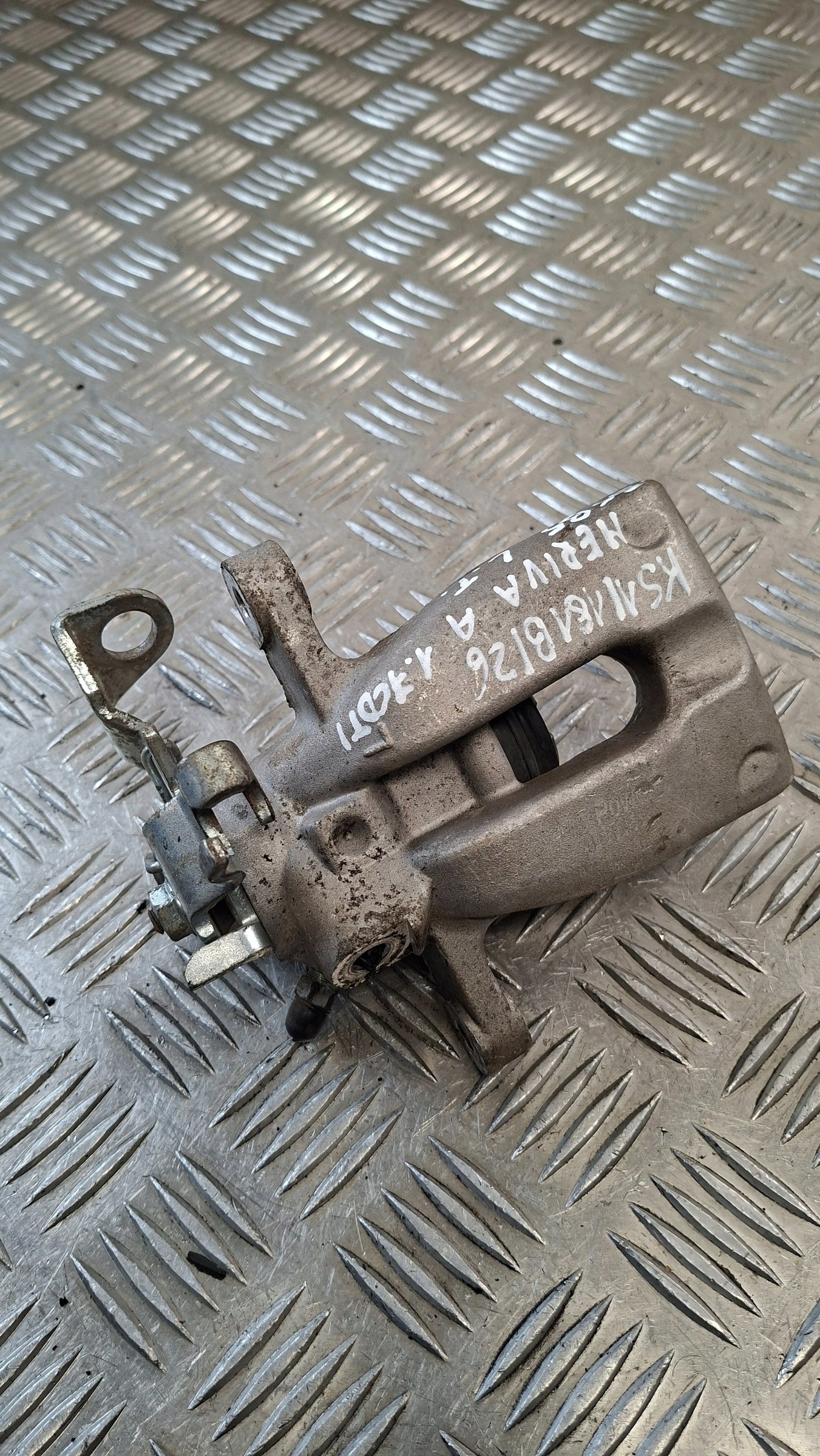 caliper brake left rear part OPEL MERIVA A 1.7CDTI