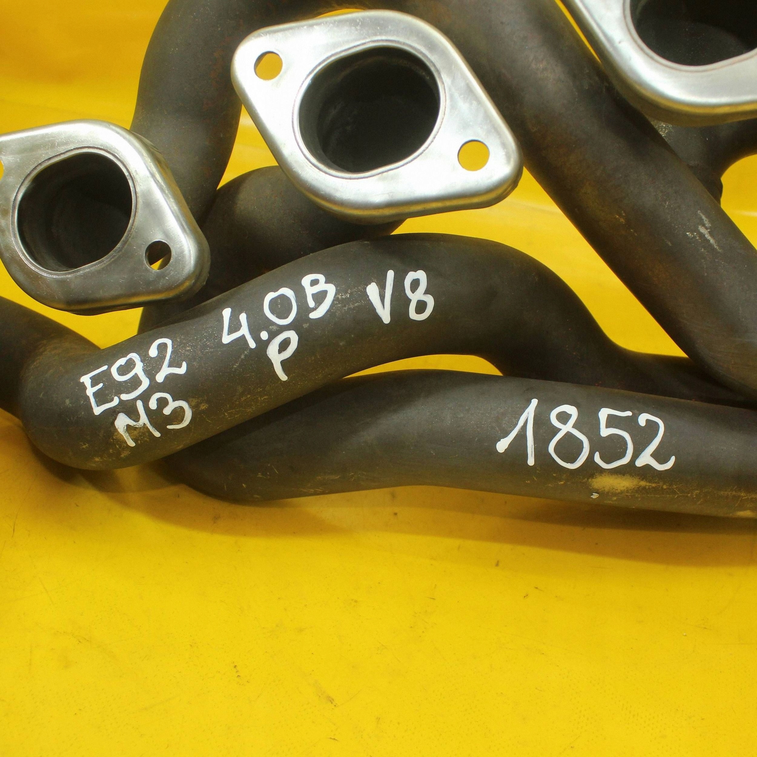 KOLEKTOR WYDECHOWY PRAWY BMW M3 E92 E93 E90 4.0 B V8