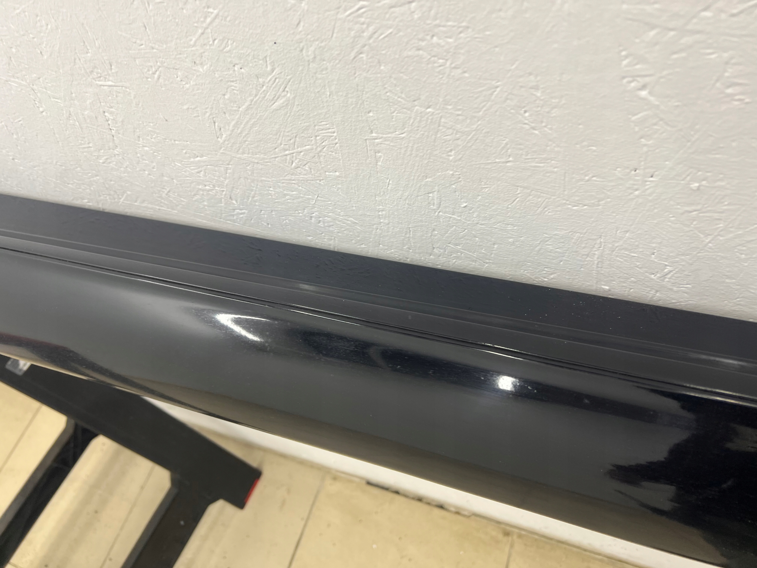 MERCEDES W205 KOMBI moulding threshold cap left colour: 040 W colour