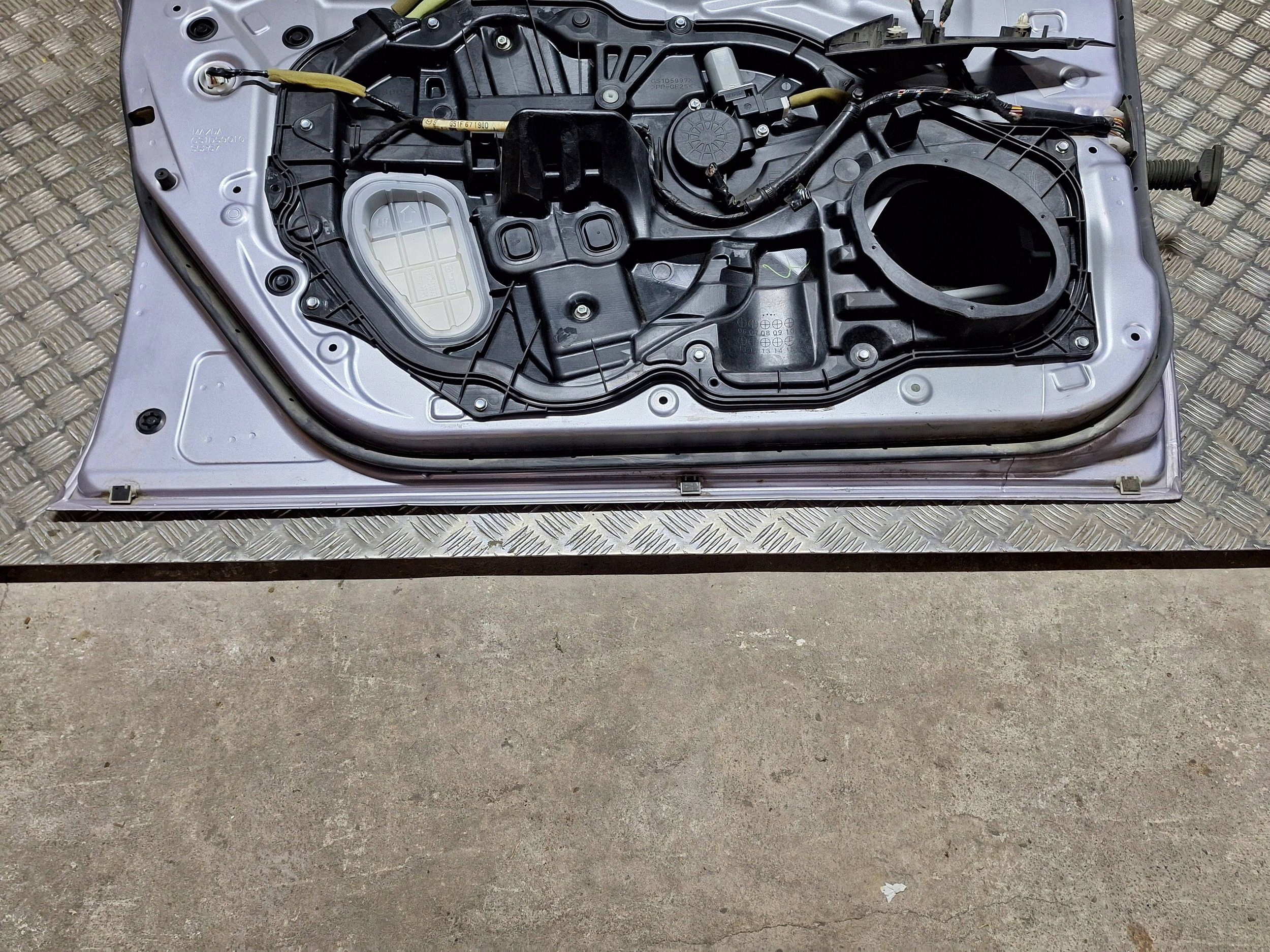 door left front MAZDA 6 GH 07-12 complete