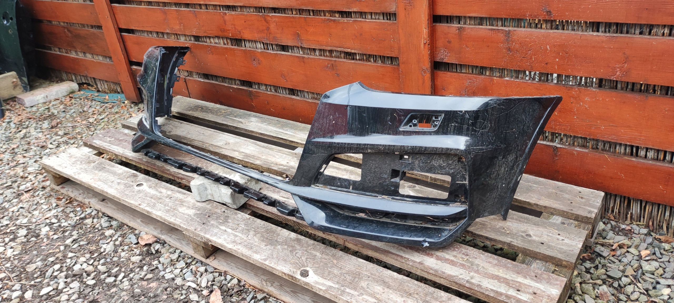 ZDERZAK PRZÓD AUDI Q3 8U0 LIFT S-LINE COMPETITION Strona zabudowy przód