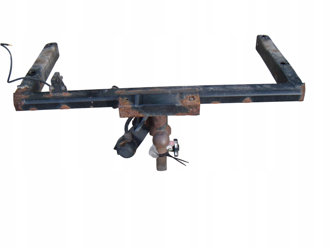 AUDI A4 B8 07- SEDAN BELKA HAK HOLOWNICZY 8T0800491B