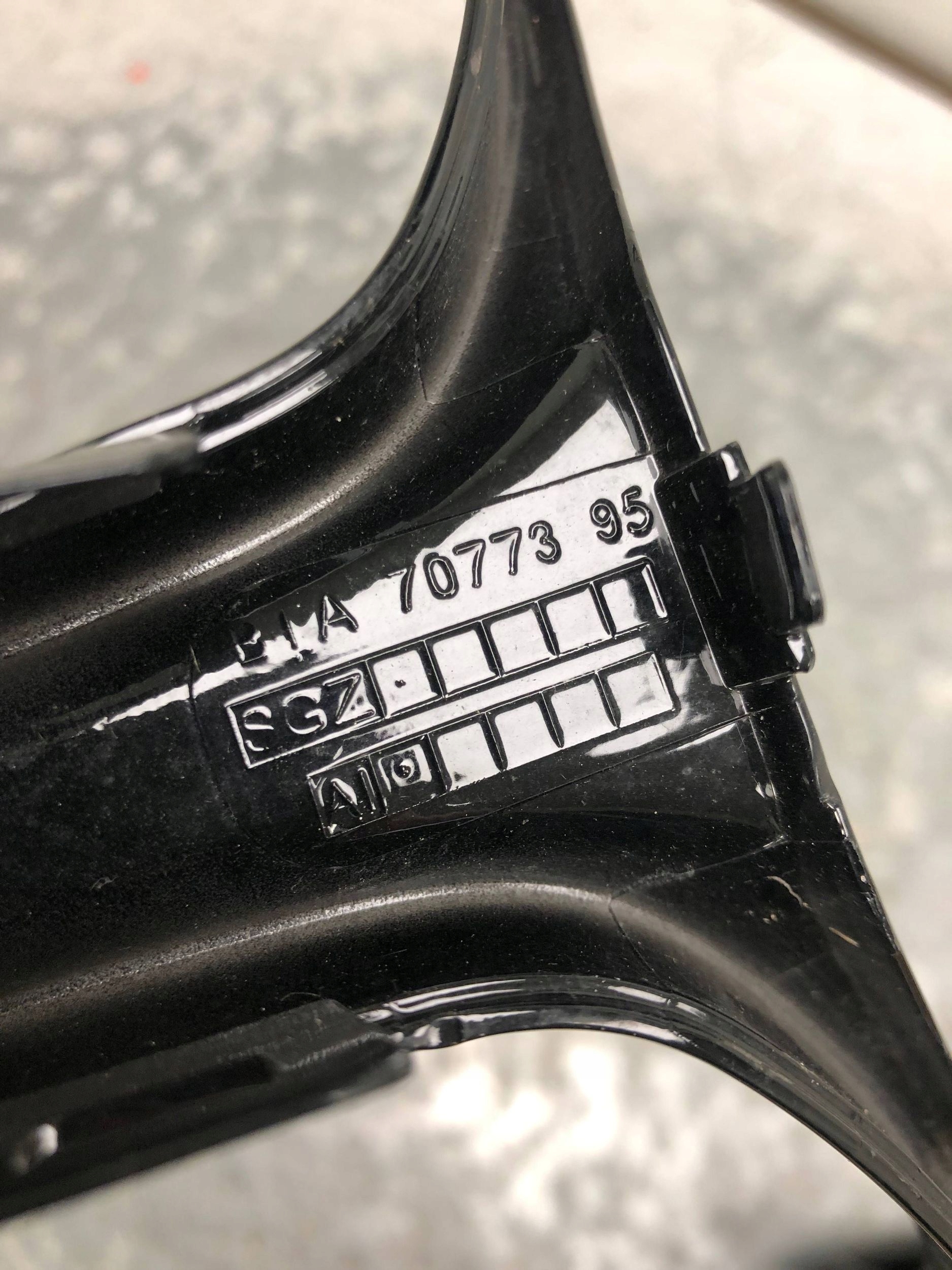 frame GRILLA BMW 2 F44 7077395