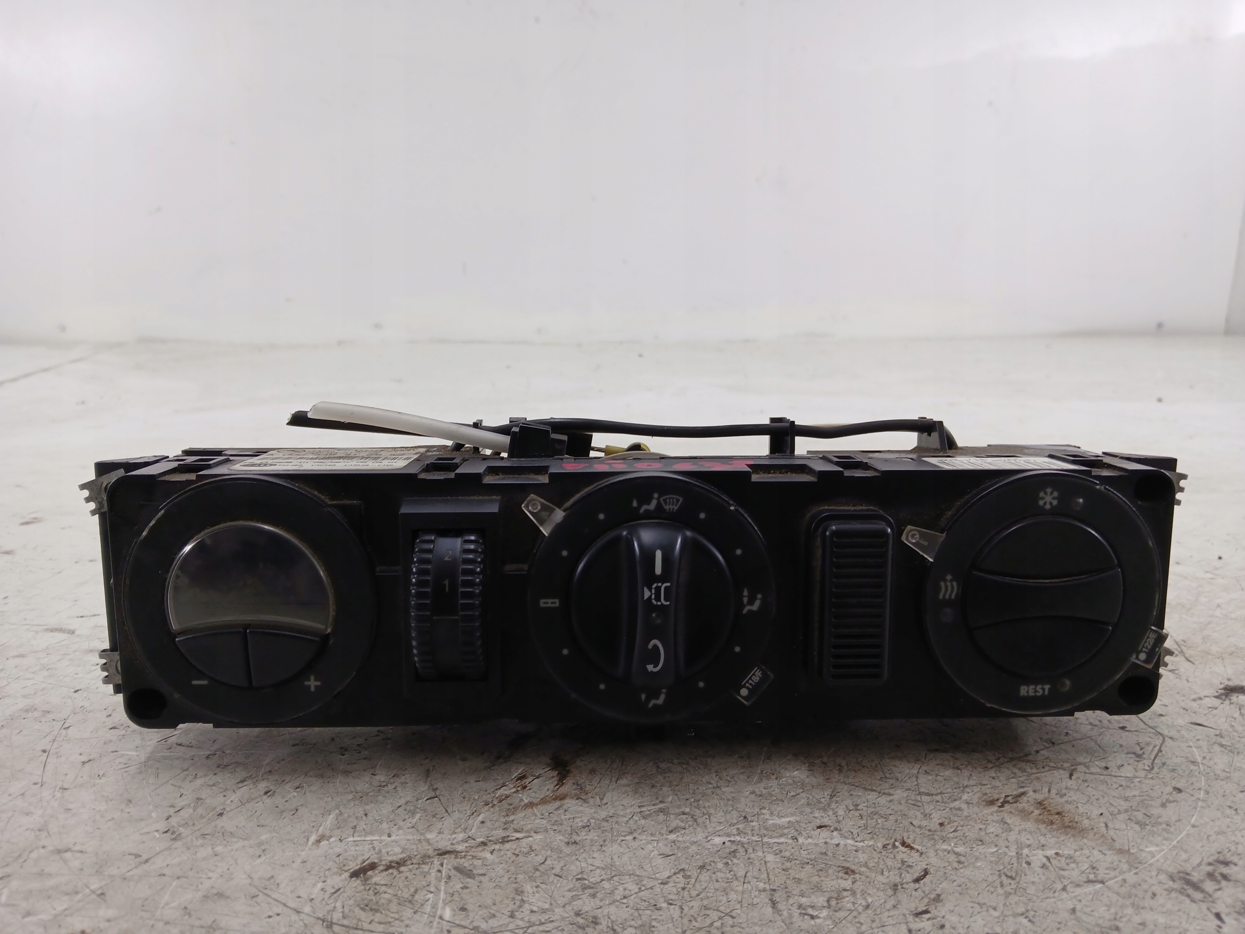 MERCEDES VITO W638 air conditioning control panel A0004464128