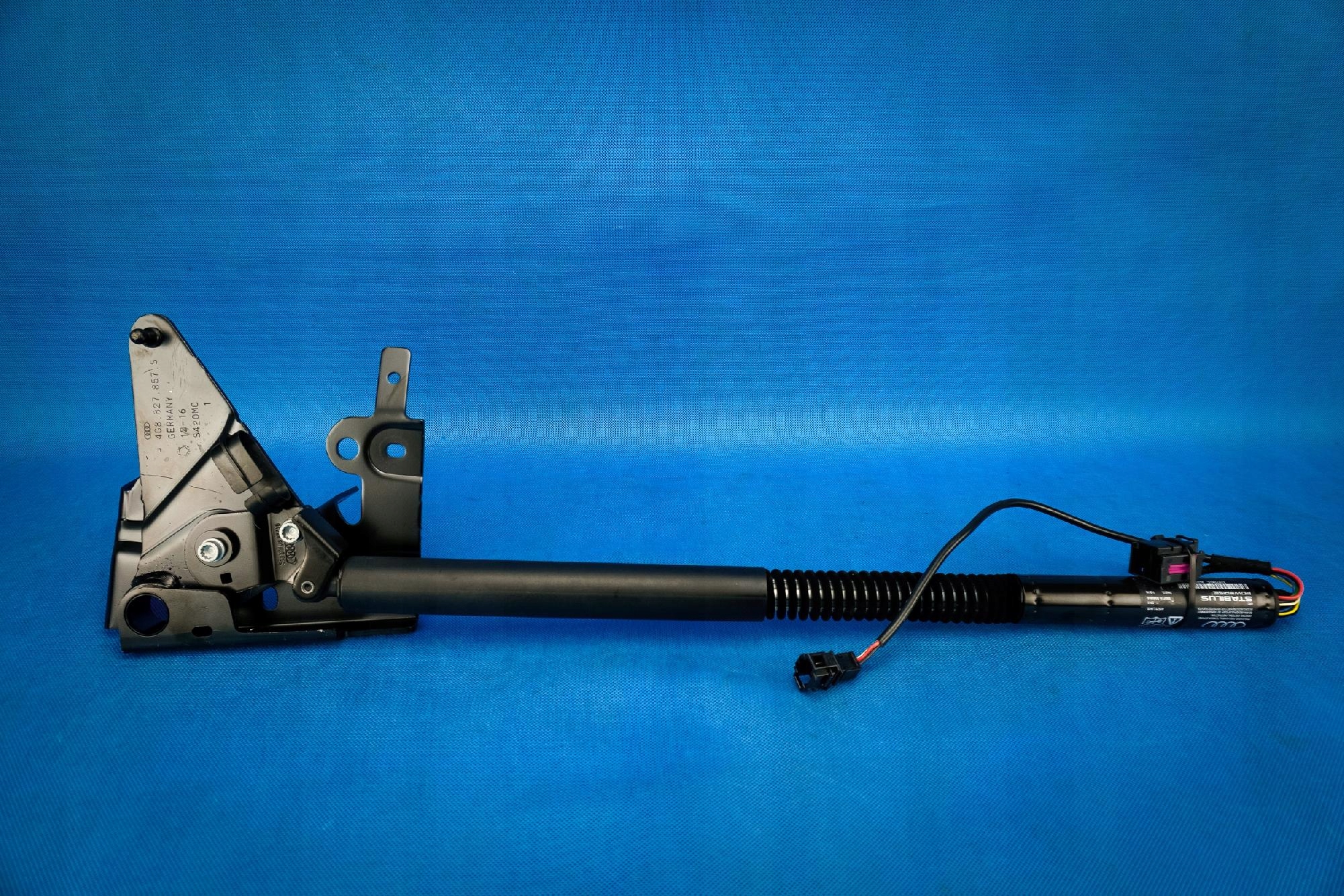 engine electrical of the rear bonnet Audi A7 4G8827851F