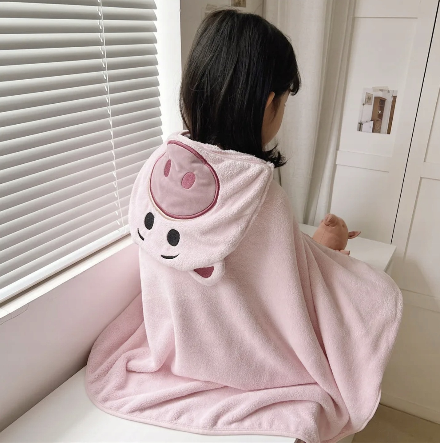 RĘCZNIK OKRYCIE KĄPIELOWE Z KAPTUREM 70X140 KĄPIELOWY PONCZO DLA DZIECI Długość 70 cm