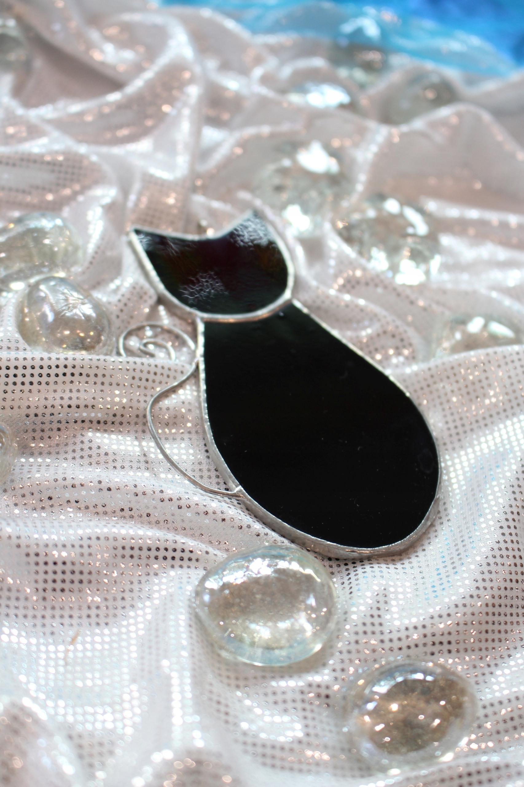 Kot czarny witrażowy zawieszka upominek Tiffany Wysokość produktu 9 cm