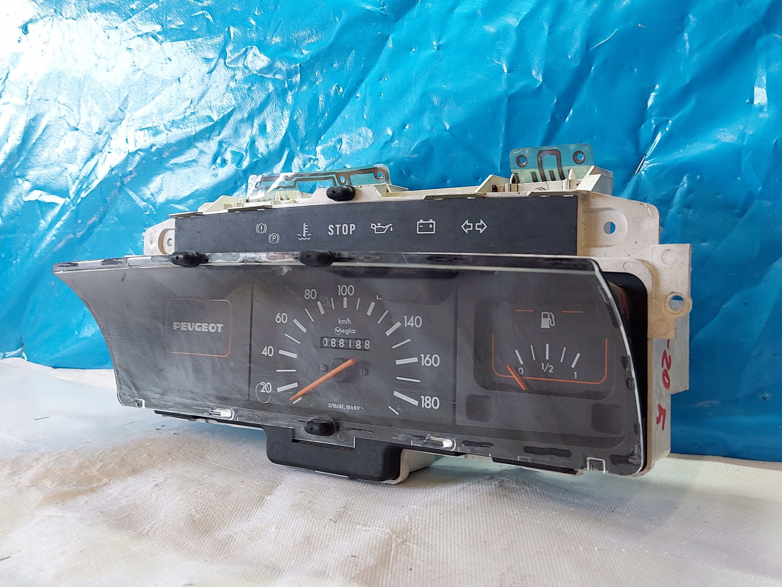 dials clock PEUGEOT 205 9753530180
