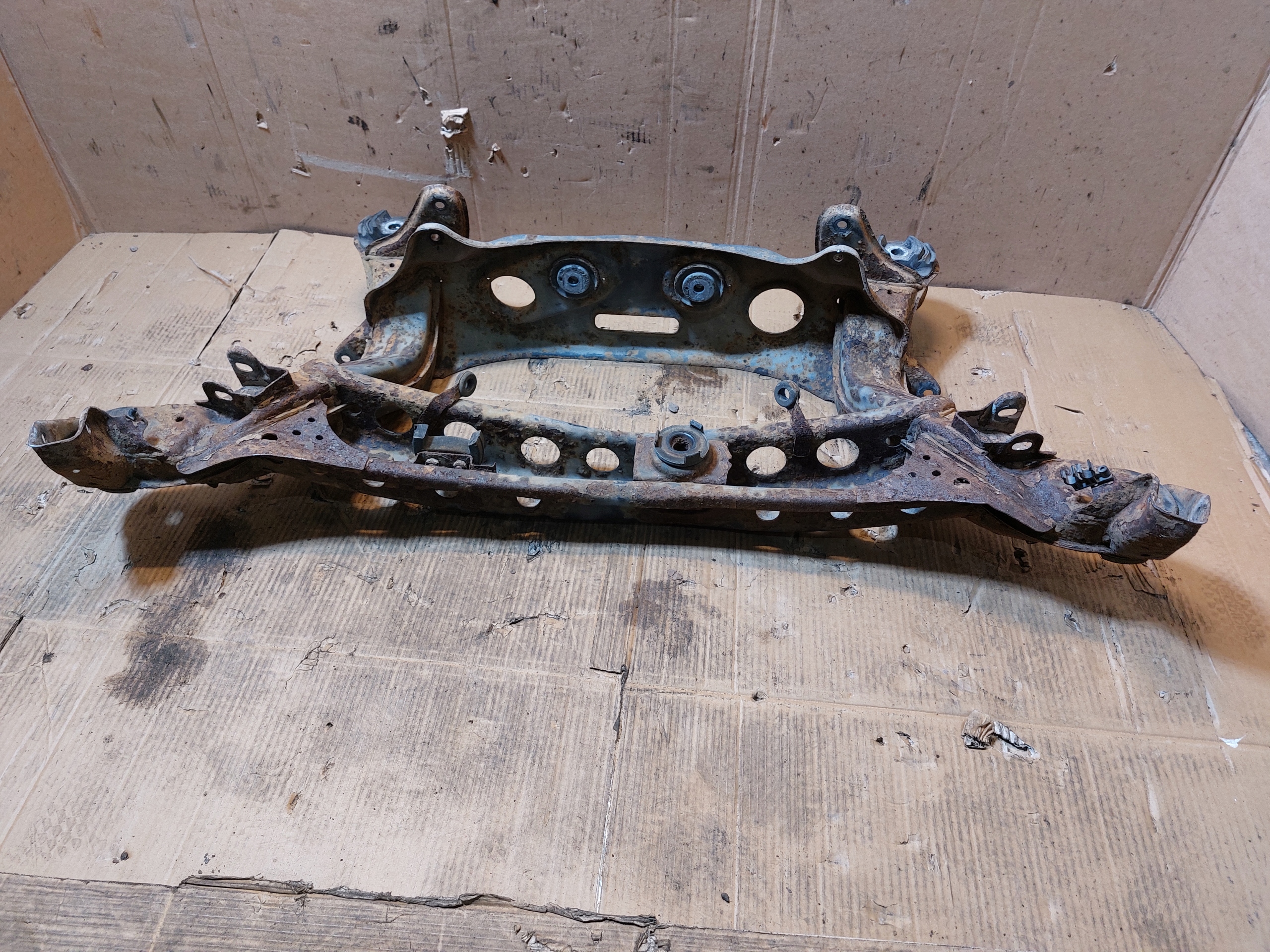 axle beam axle beam rear. MERCEDES W210