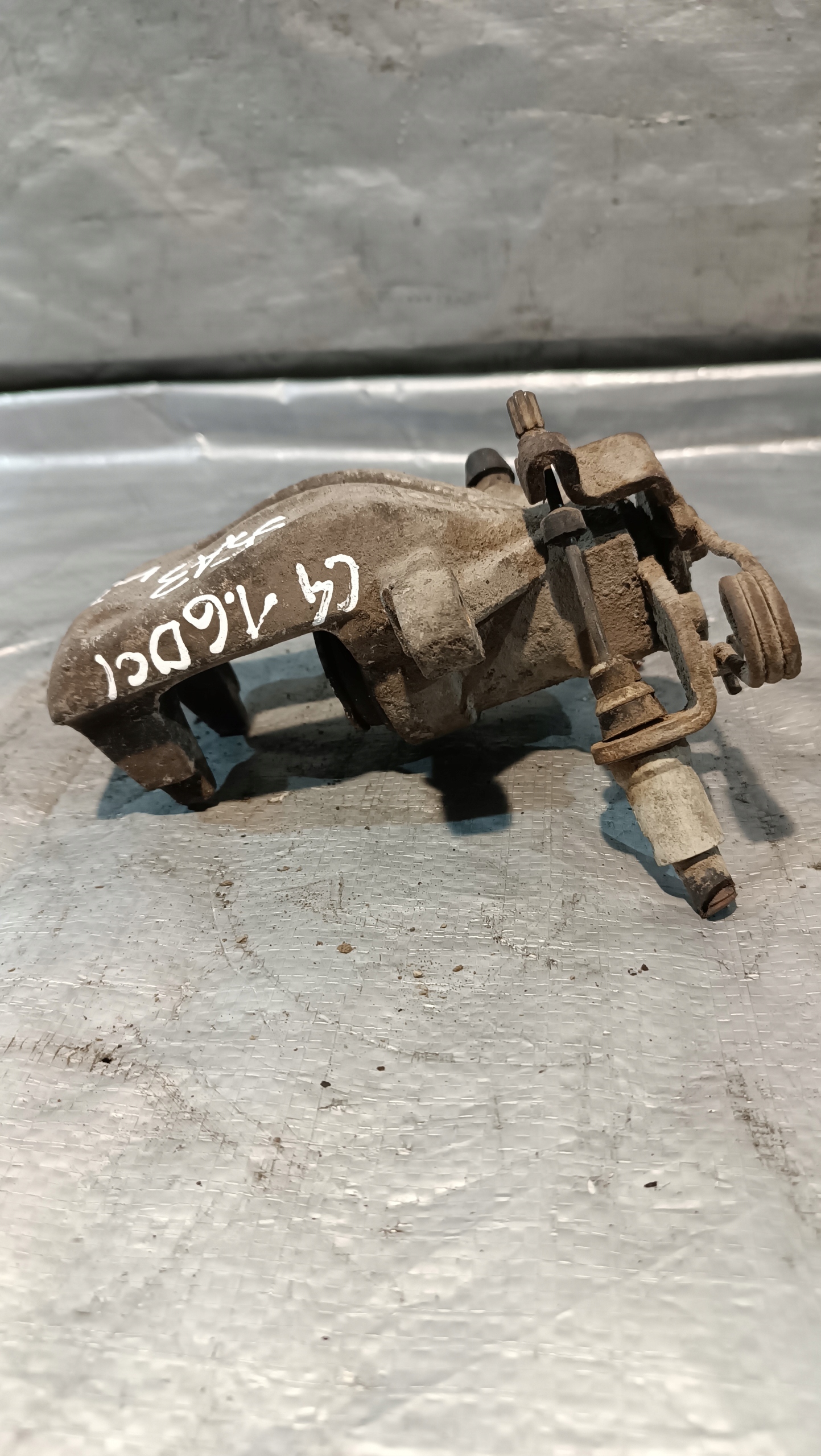 caliper brake CITROEN C4 1.6 HDI left rear part