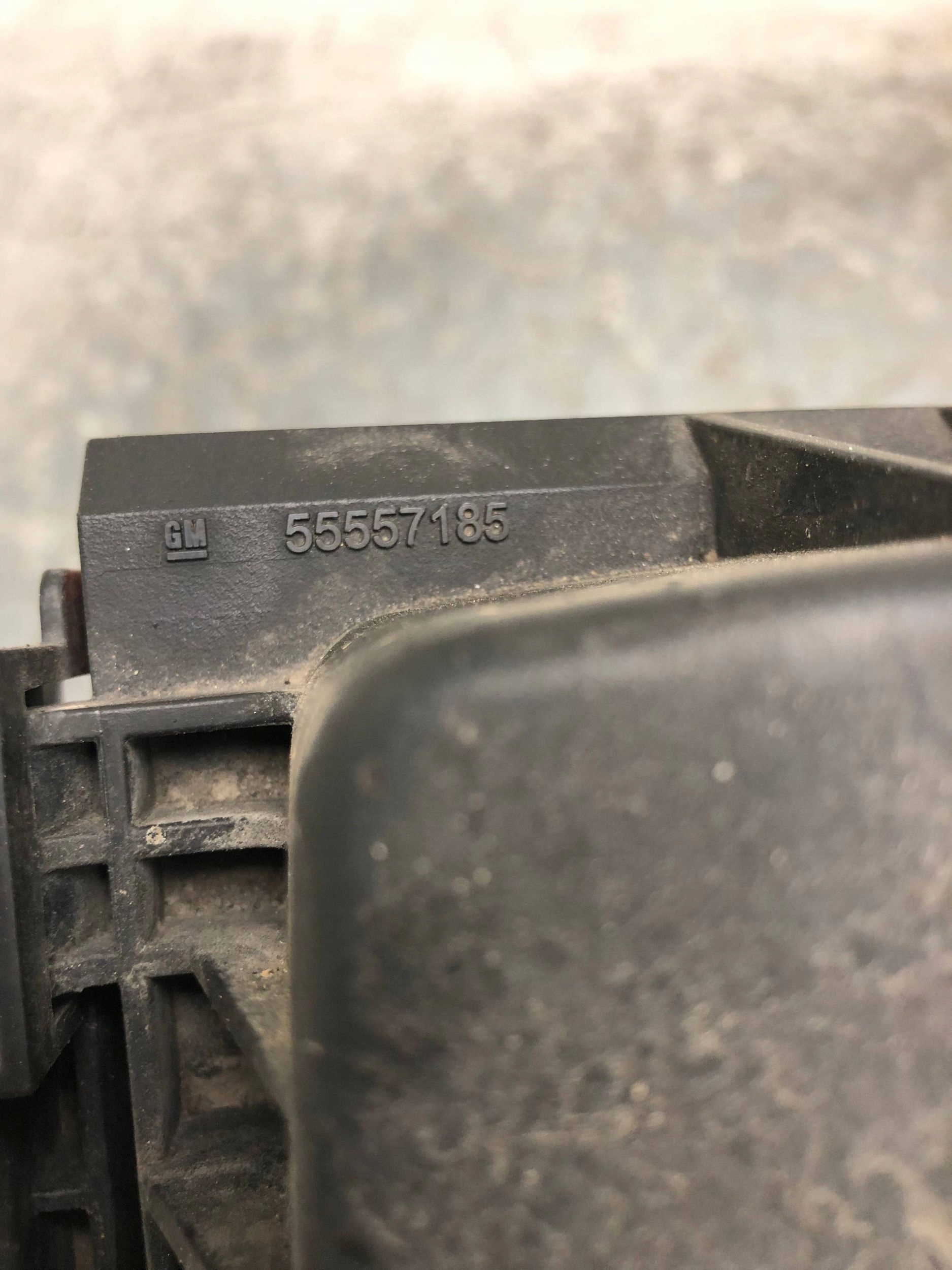 Gehäuse filter luft OPEL CORSA D 55557185