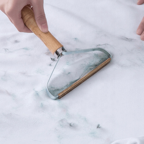 Golarka grzebień do usuwania czyszczenia sierści, zmechaceń z ubrań, mebli Głębokość produktu 3 cm