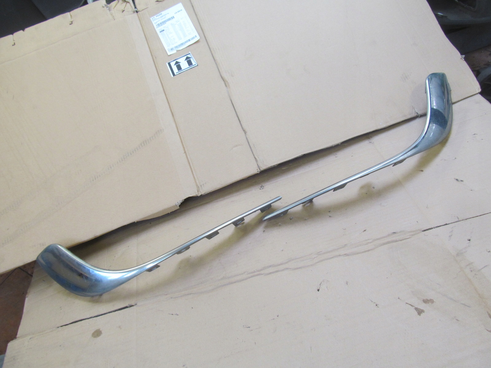 RENAULT GRAND SCENIC 11-13 LISTWA CHROM PRZOD C308