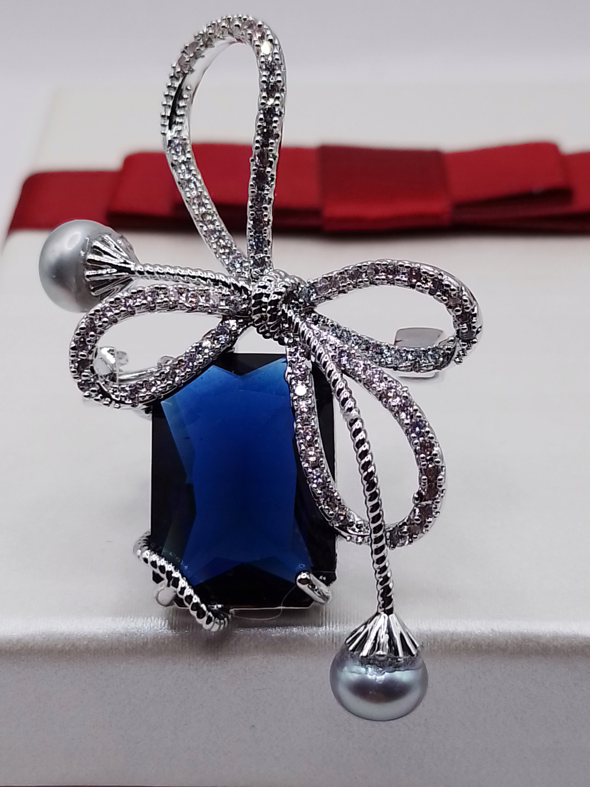 Luxusní Brož Mašle Drahokamem, Granátem, Stříbrem A Rhodiem Dárek Krabička