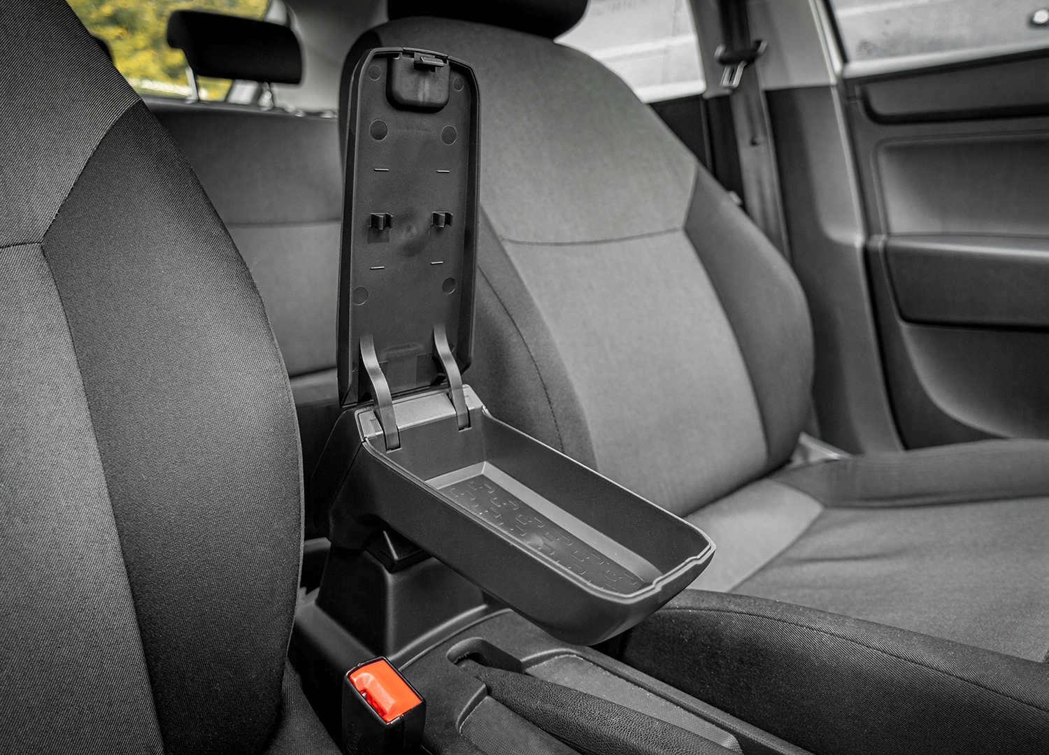 Podlokietnik dedykowany Kia Rio 2017 Car type Passenger cars