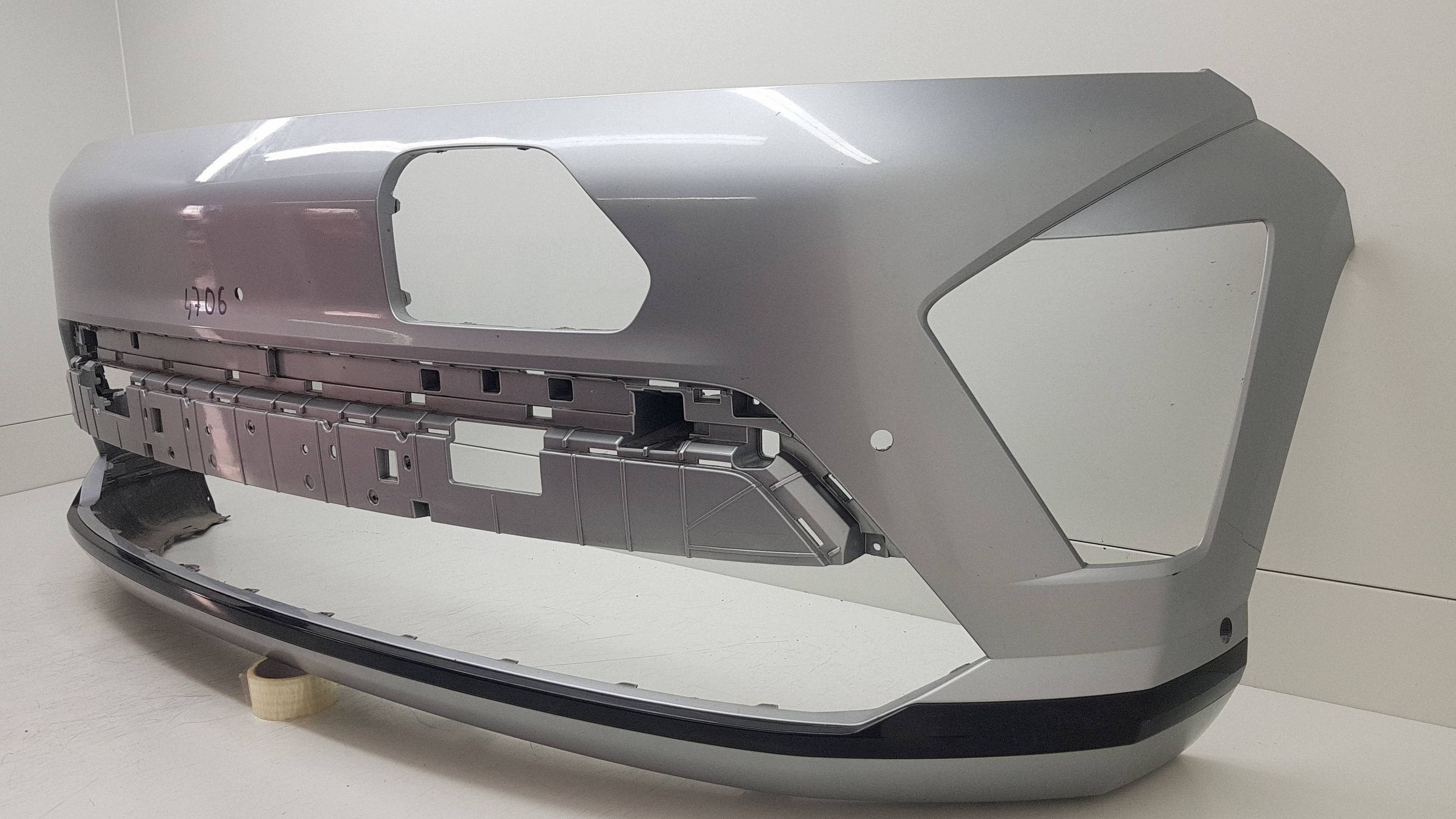 HYUNDAI KONA 2 II EV ELECTRIC 2024 - bumper front 86511-HF010