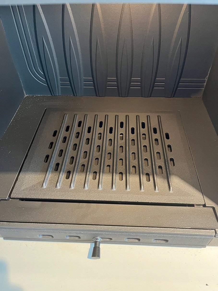 WKŁAD KOMINKOWY KRATKI kominek ZUZIA żeliwny fi 200 ekoprojekt Szerokość 652 mm