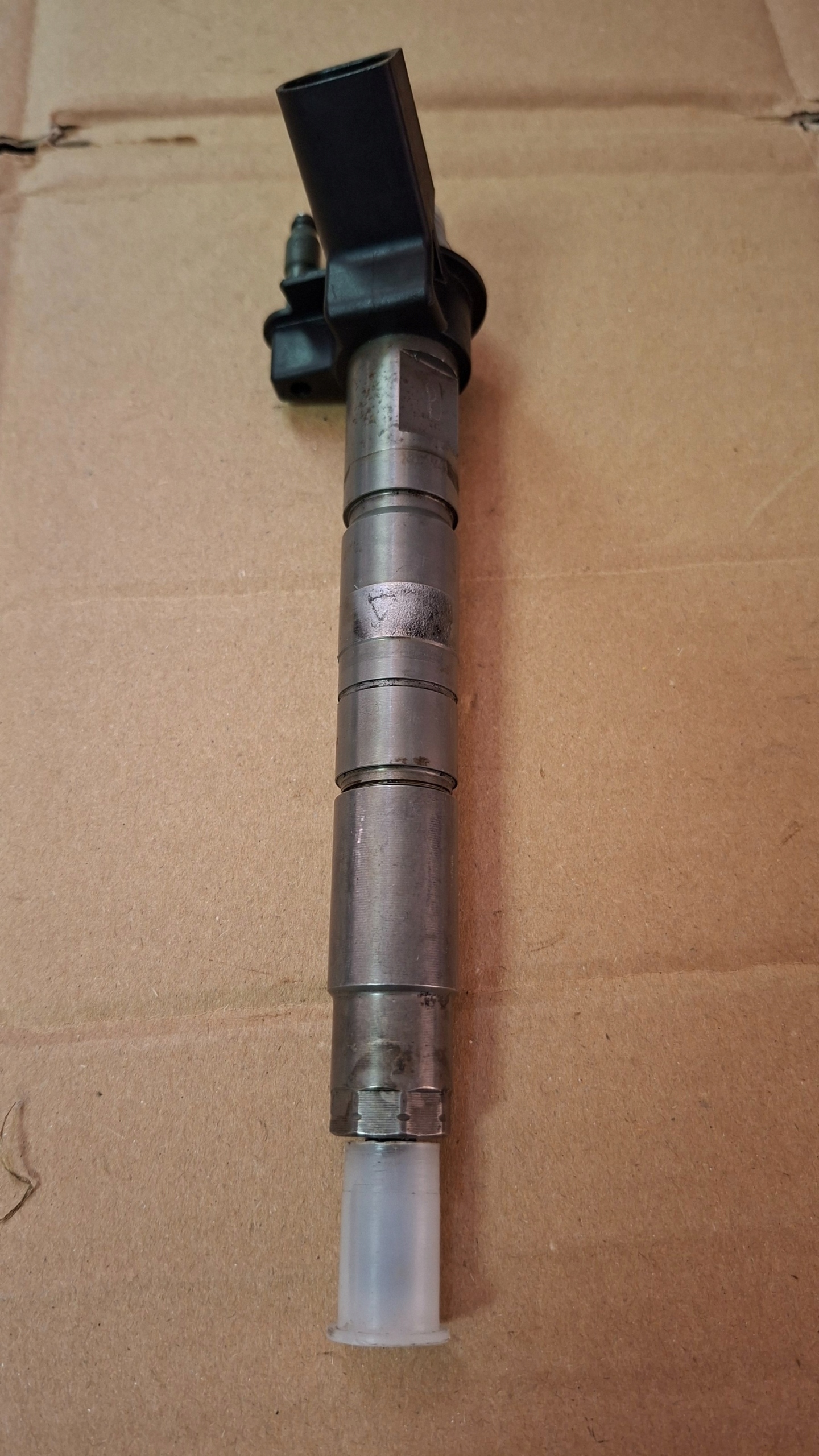 injector BMW N47 BOSCH 0445116001 WYDRUK
