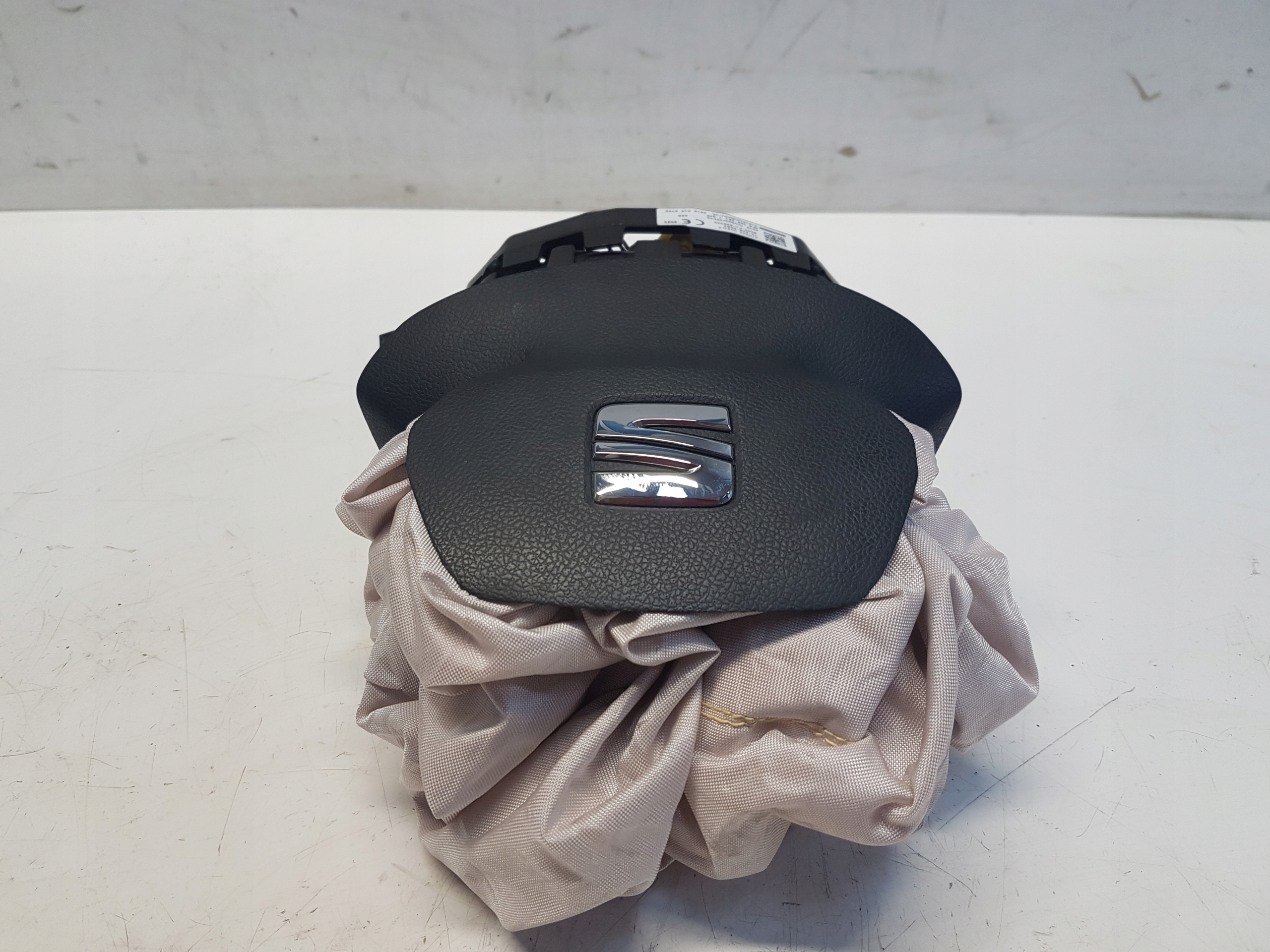 6F0880201J - Сидіння ATECA подушка безпеки водія постріл