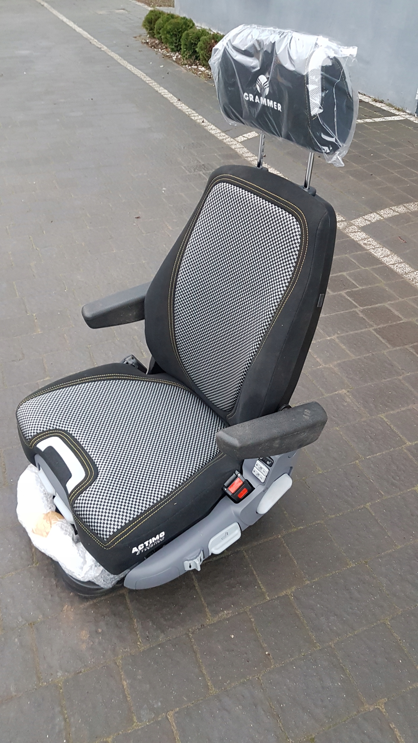 Кресло Grammer MSG95EL/742 Actimo Evolution