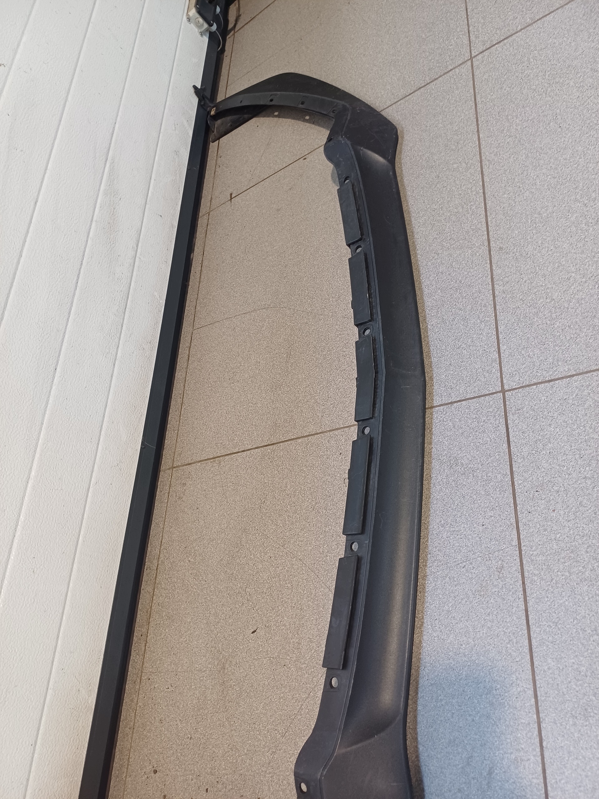 SPOILER of a bumper front front FORD MUSTANG 6 VI FR3B-17F775-B