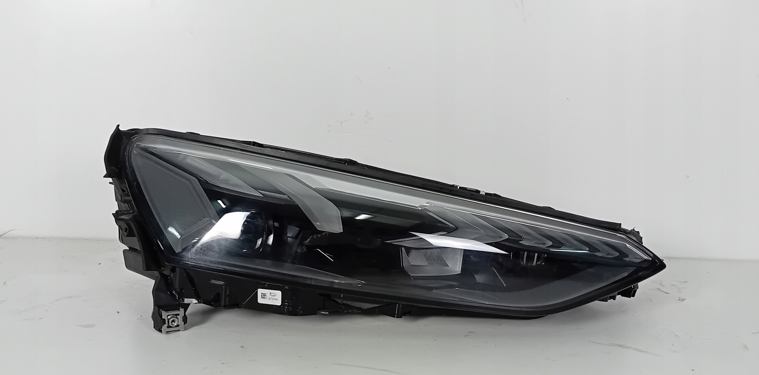 AUDI Е ТРОН GTj3 ФАРА ЛІВА ПЕРЕД ПОВНИЙ КОМПЛЕКТ LED МАТРИКС