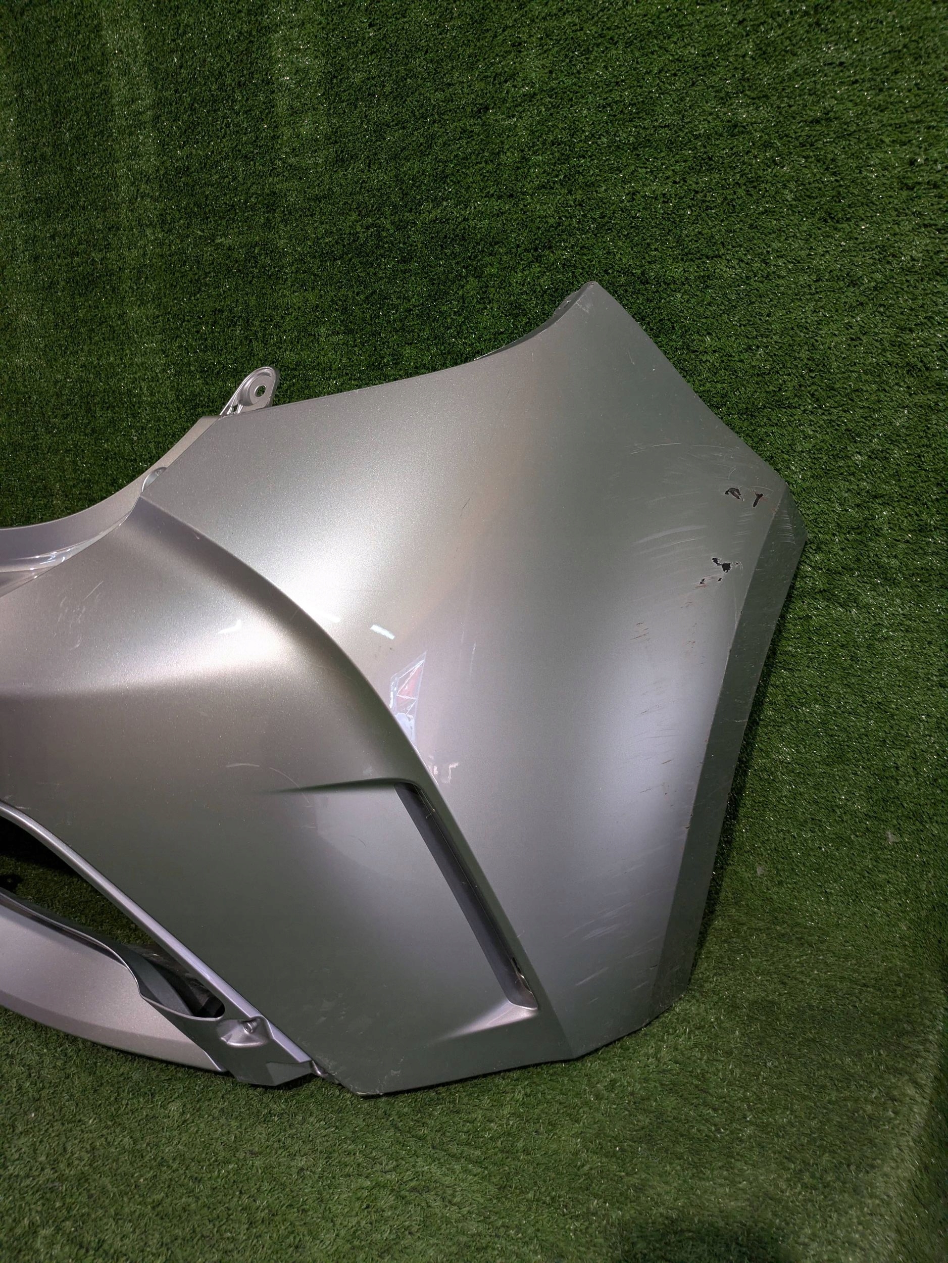 Stoßstange hinten heck TOYOTA COROLLA E21 HB NR.Z8601