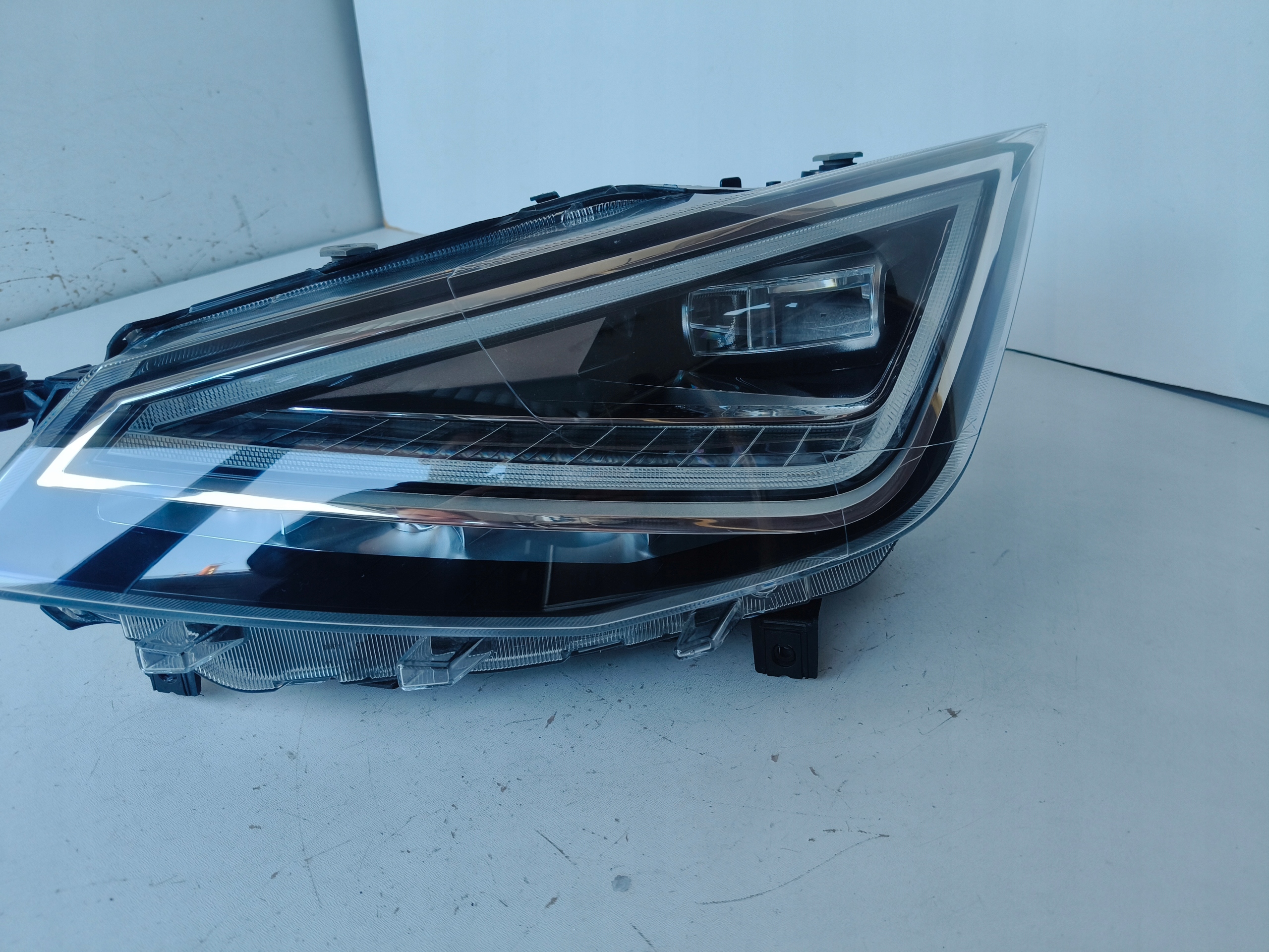 light left REFLEKTOR SEAT IBIZA V 6F 6F0 21- LIFT ARONA 6F9 FULL LED
