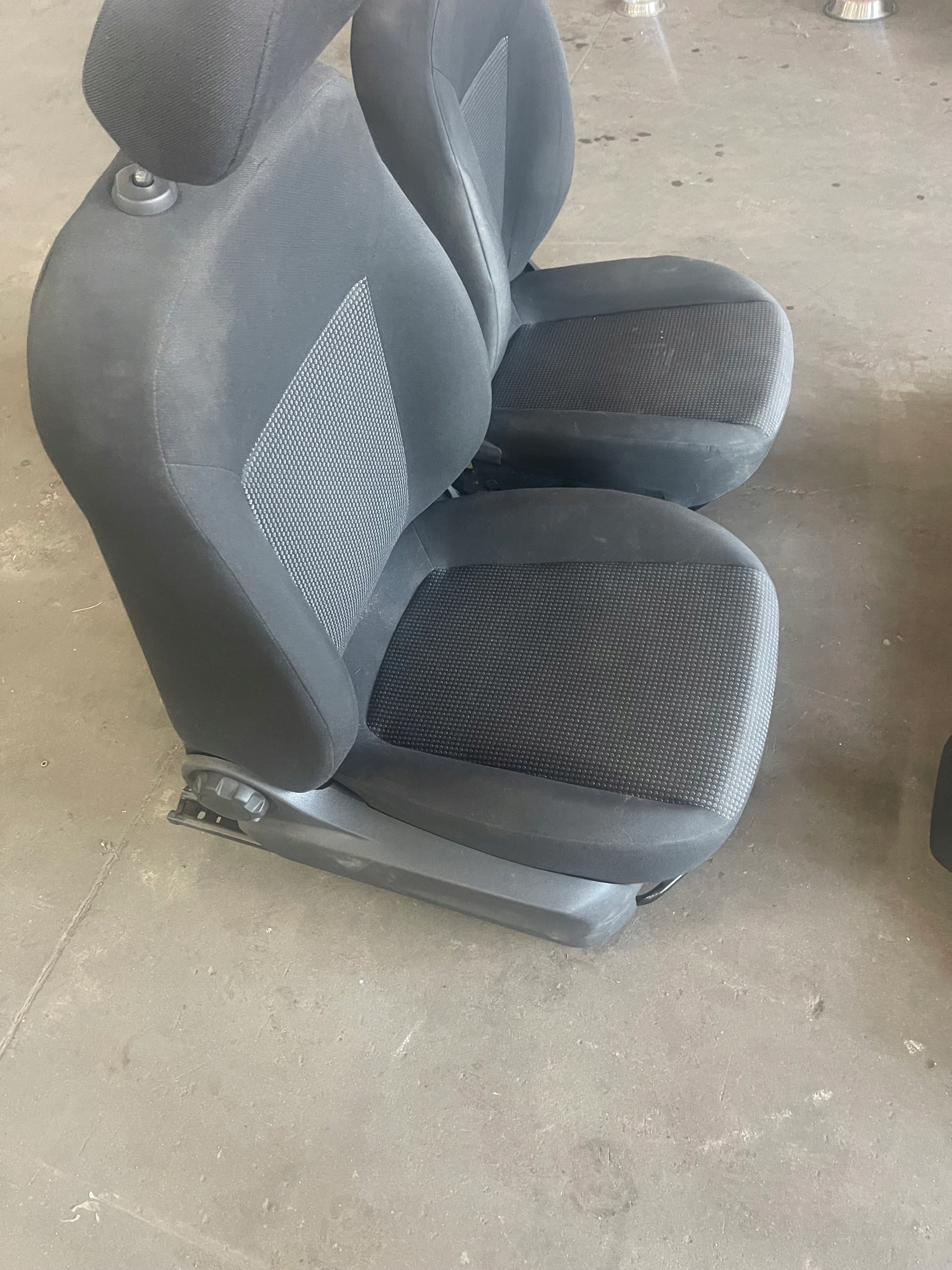 opel CORSA d 5d кресла диван европа хорошее состояние