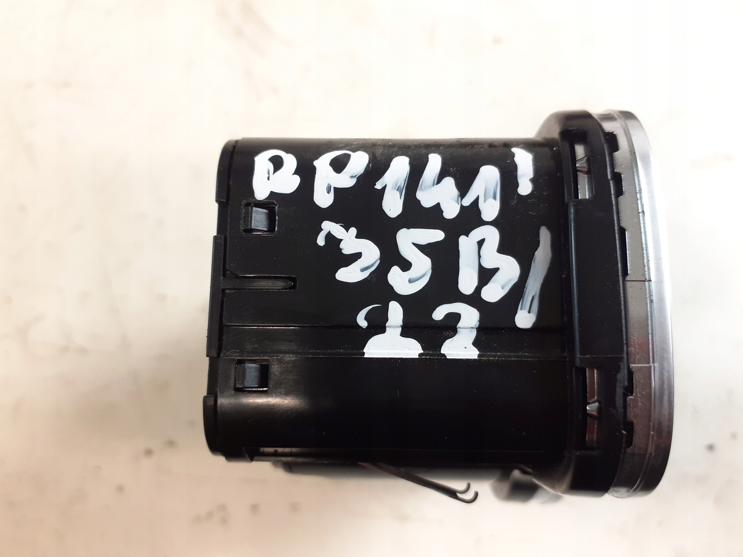 light switch MERCEDES W247 247 A2479052902