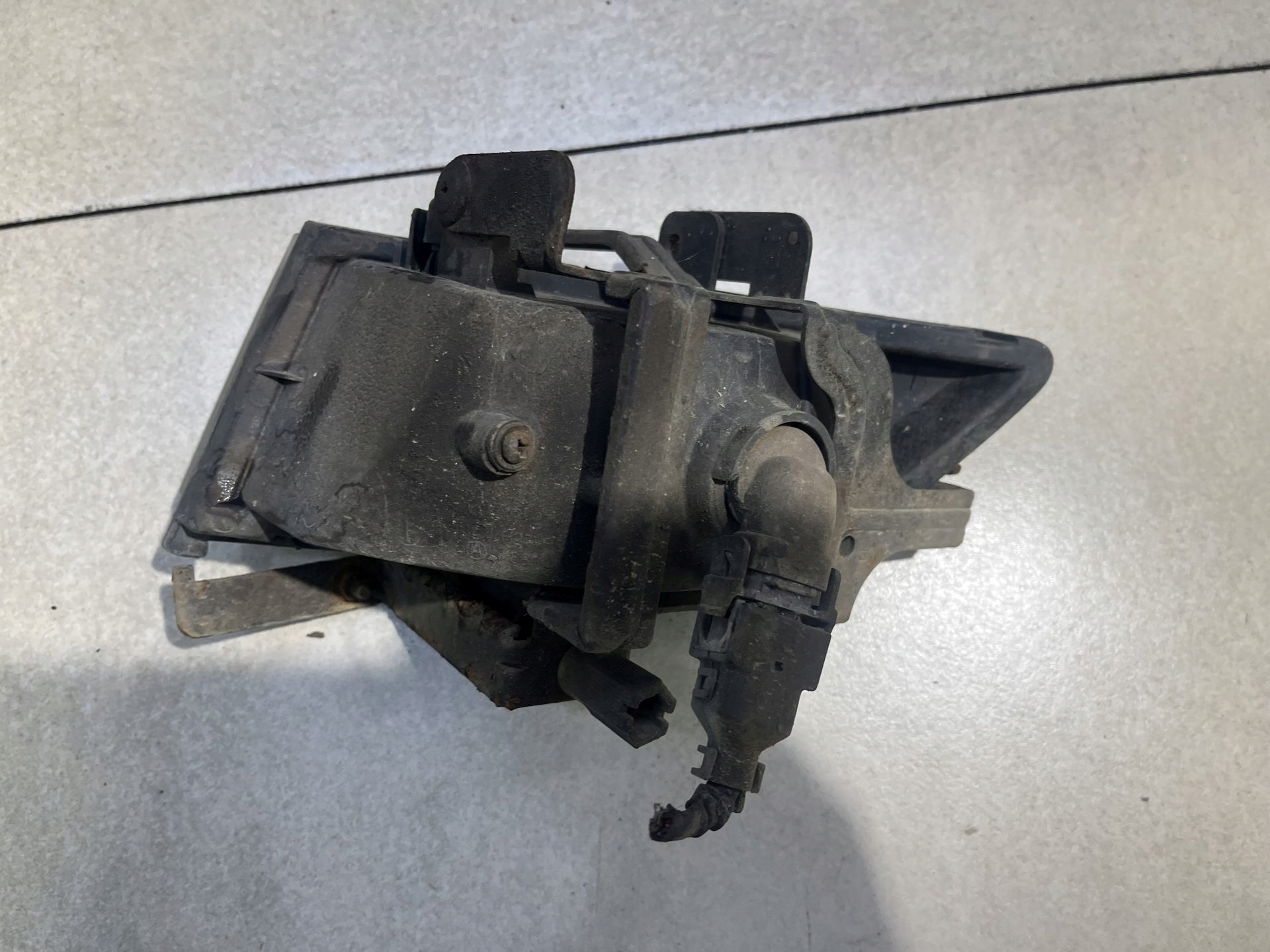 fog light right front HYUNDAI SONATA V6 3.3 R92202