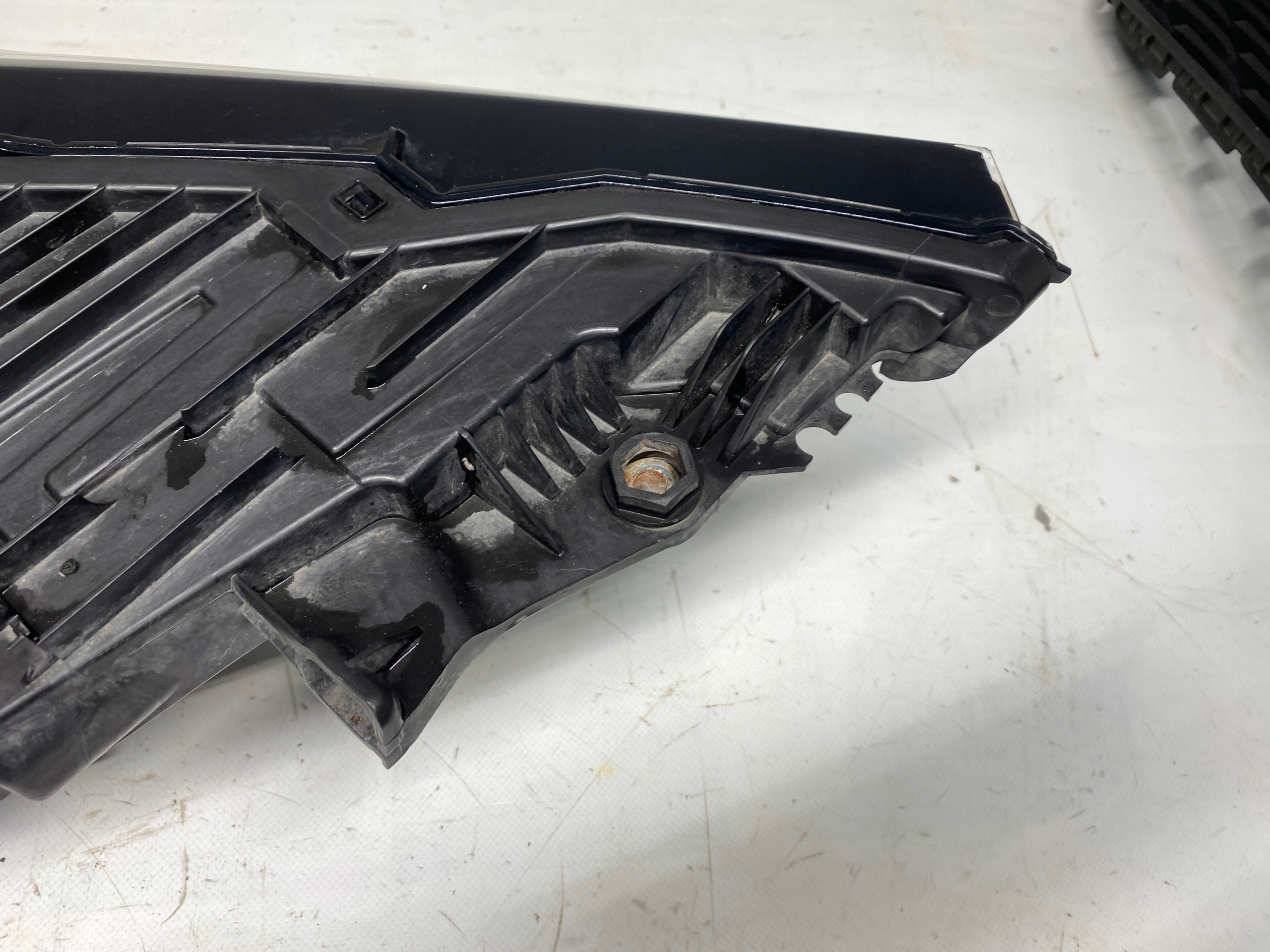 AUDI Q8 RSQ8 light left front LED MATRIX 4M8941035 18