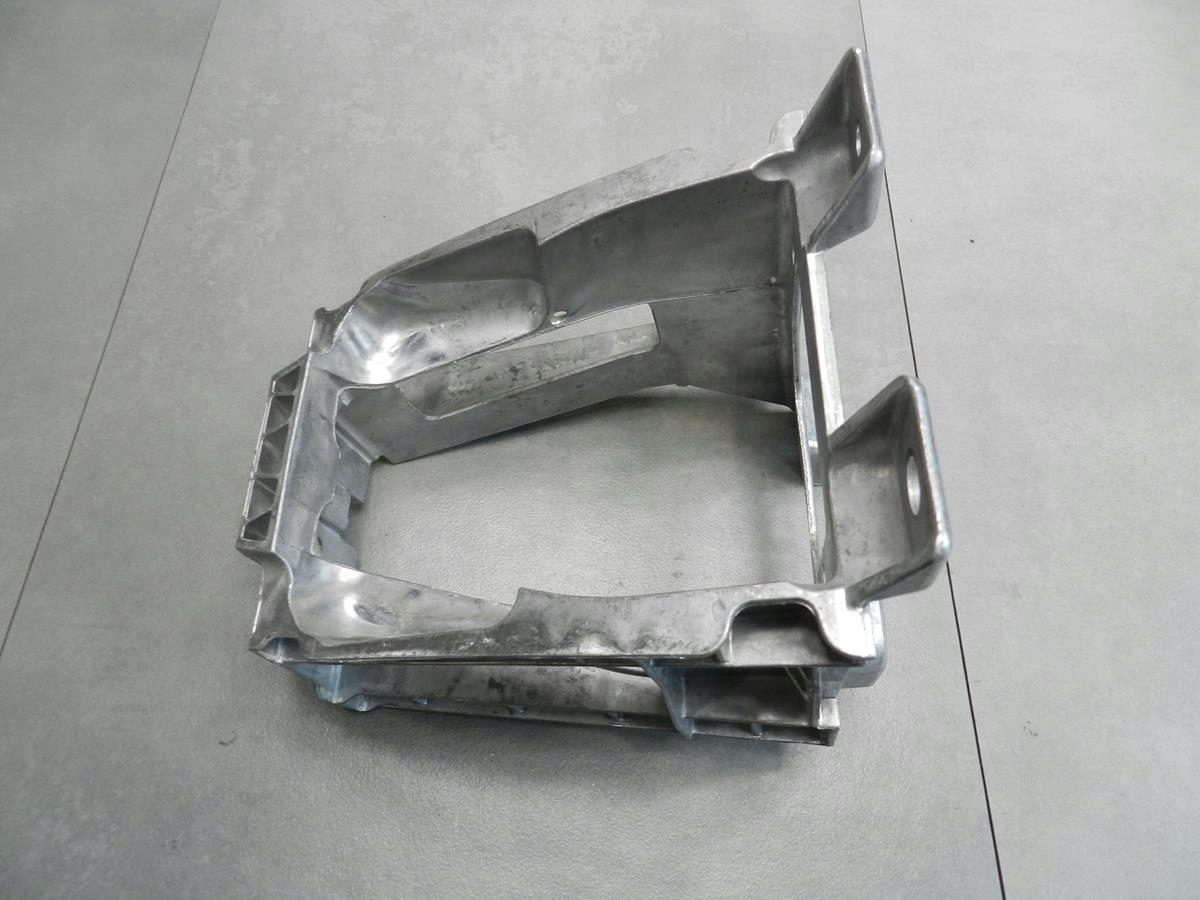 BMW X1 F48 Stütze Halter 1260312