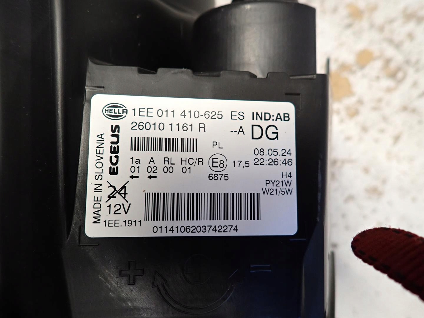 light front front right RENAULT TRAFIC III 2014- 260101161