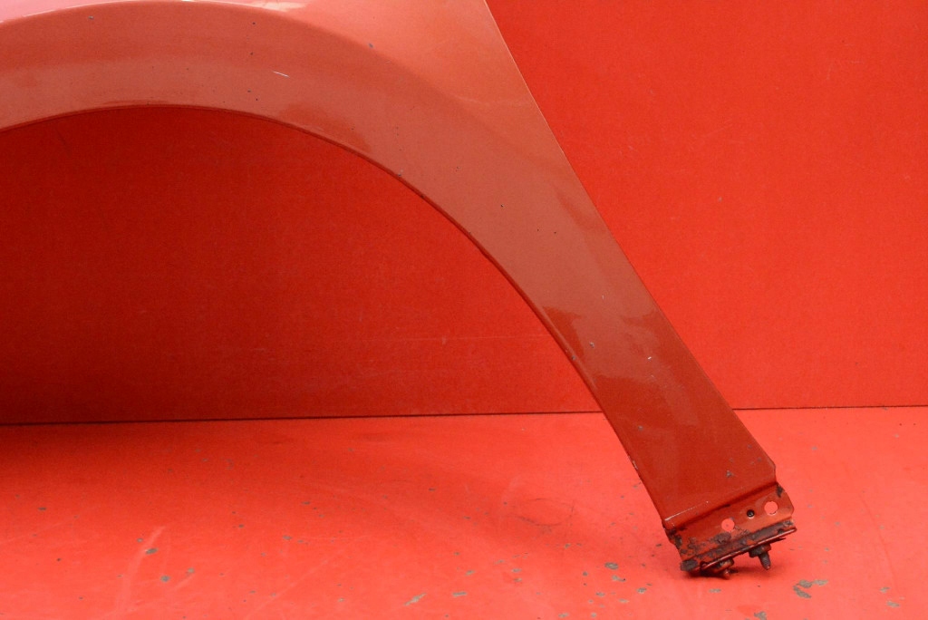 fender left front front POMARANCZOWY PEUGEOT 2008 1 and 13-19