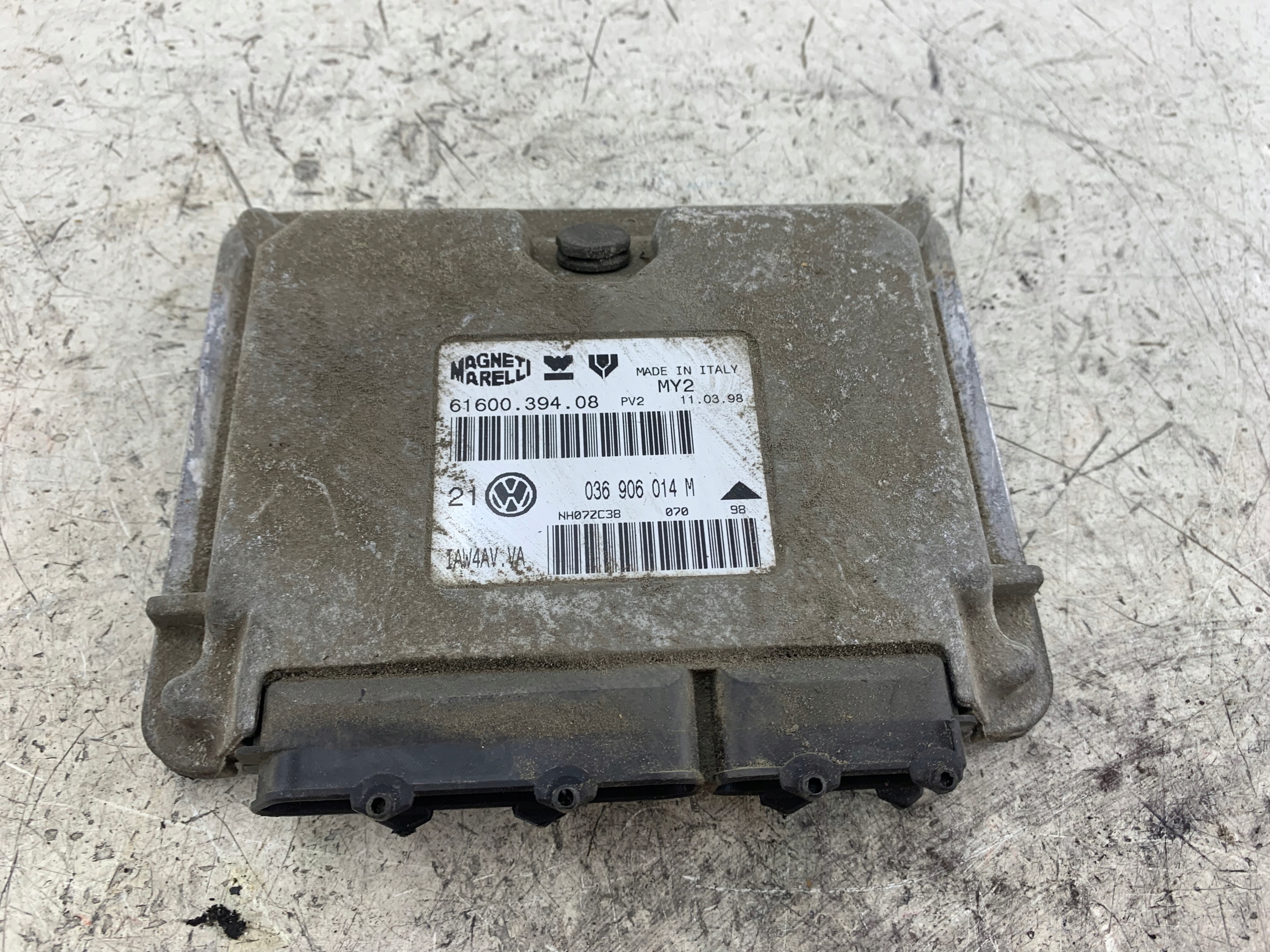VW GOLF IV 1.4 control unit of the engine 036906014M