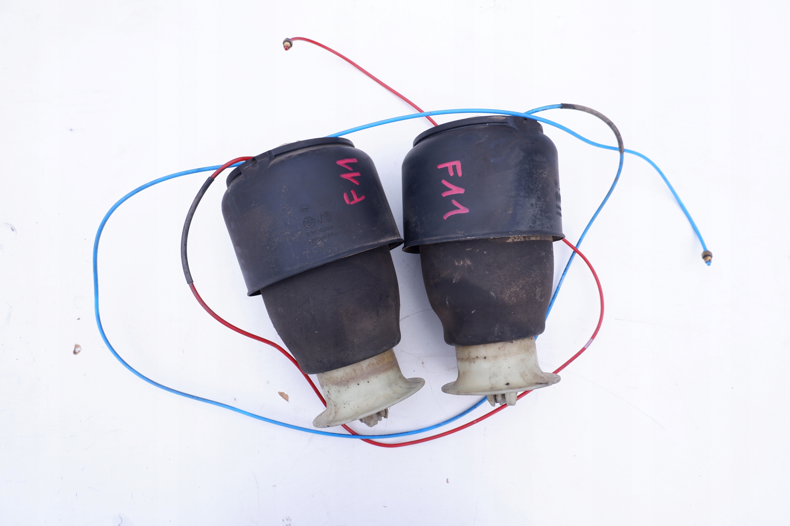 BMW F07 F11 подушка Nivo ліва права