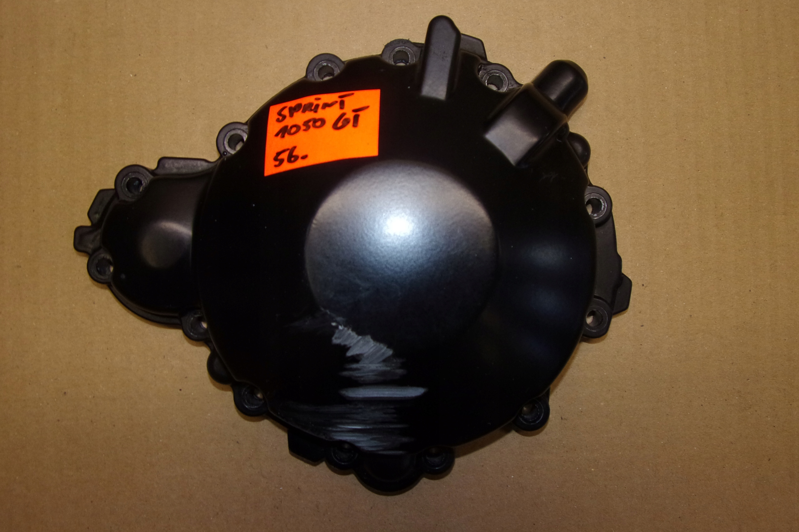 КРИШКА КАПОТА TRIUMPH SPRINT GT 1050