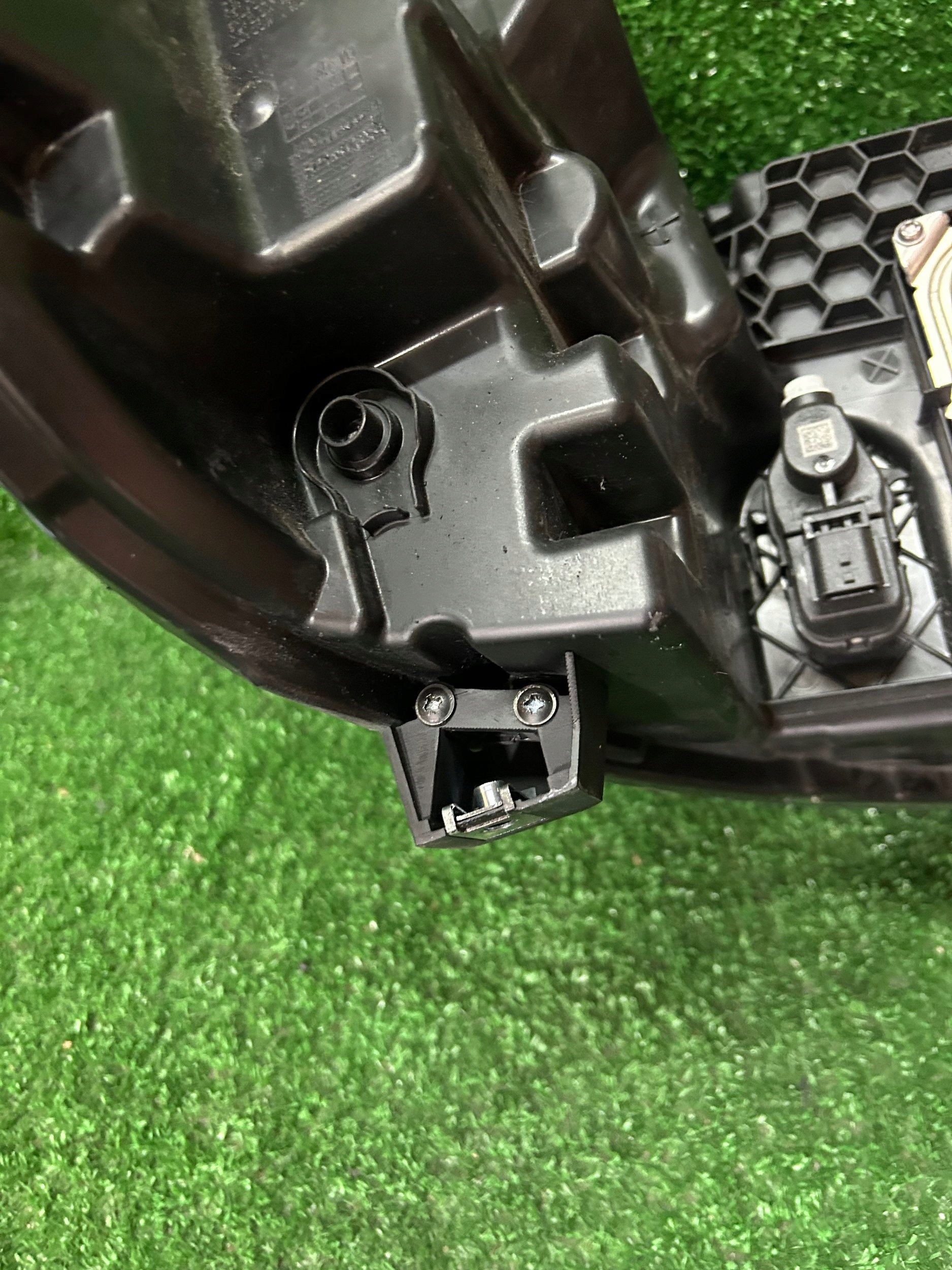 REFLEKTOR left RENAULT TRAFIC IV FULL LED