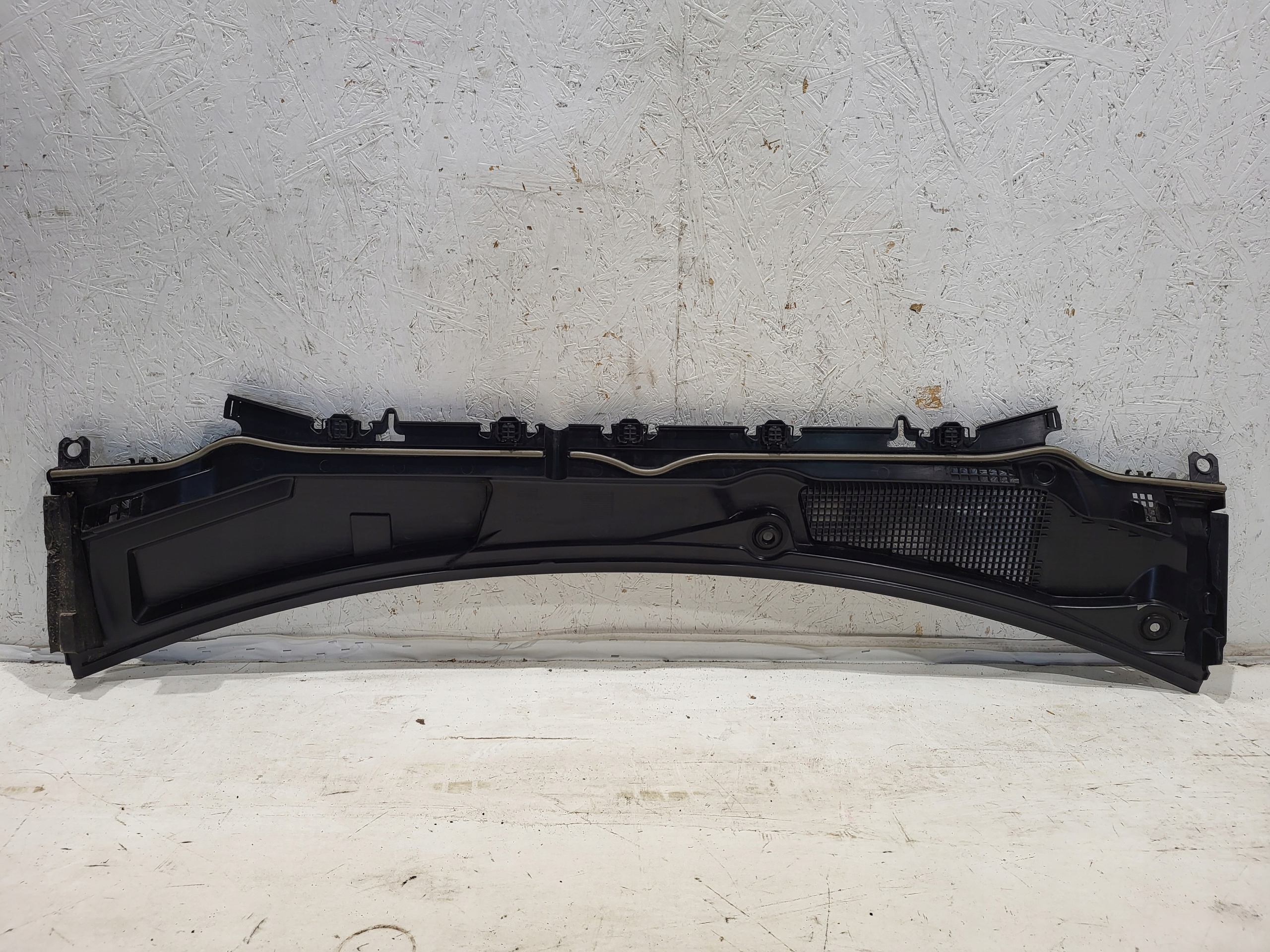 PODSZYBIE MERCEDES A-KLASA W177 CLA W118 A1778300000 Numer katalogowy części A1778300000