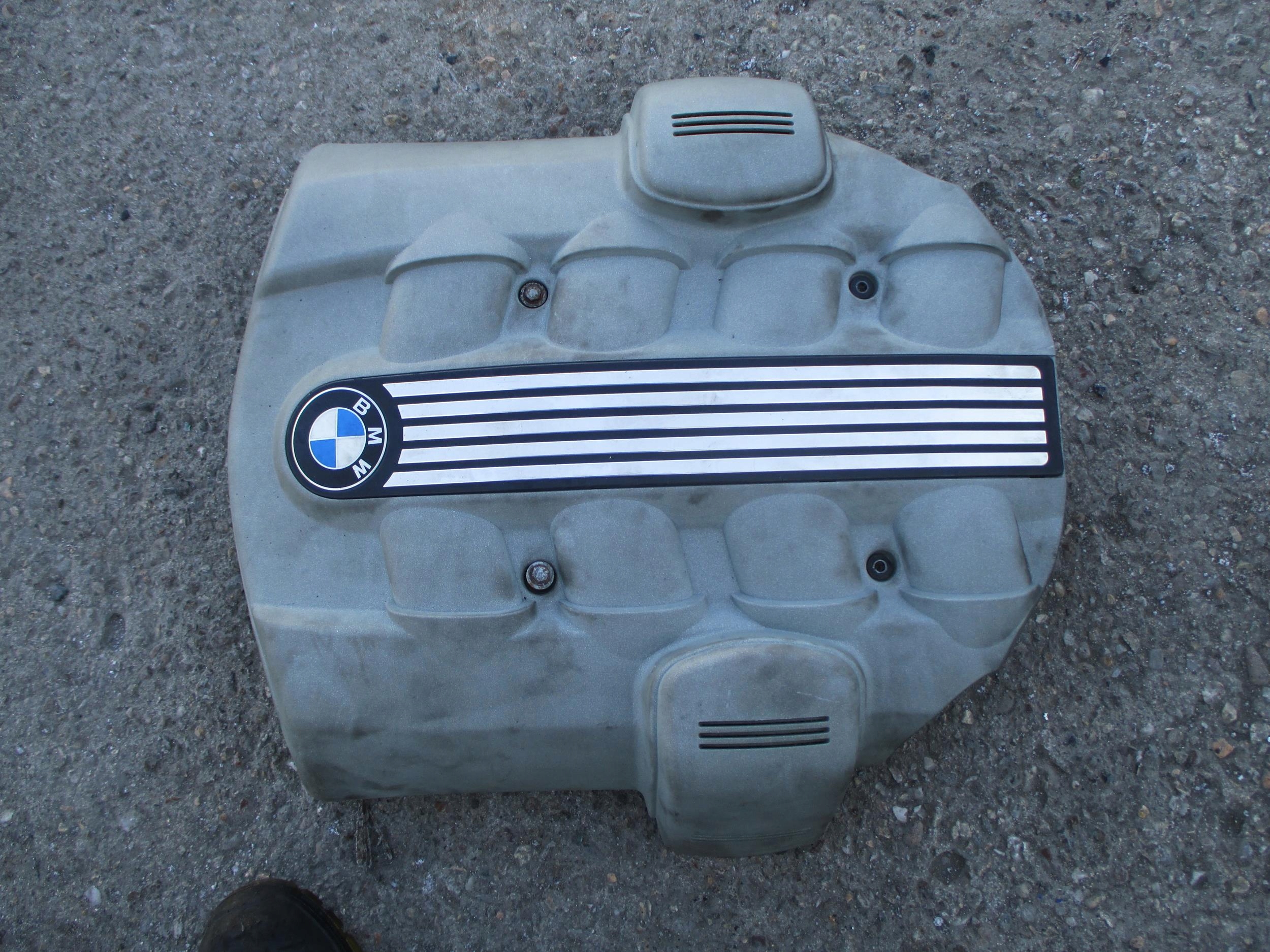 BMW E65 4.4i 01-05 OSŁONA SILNIKA GÓRNA