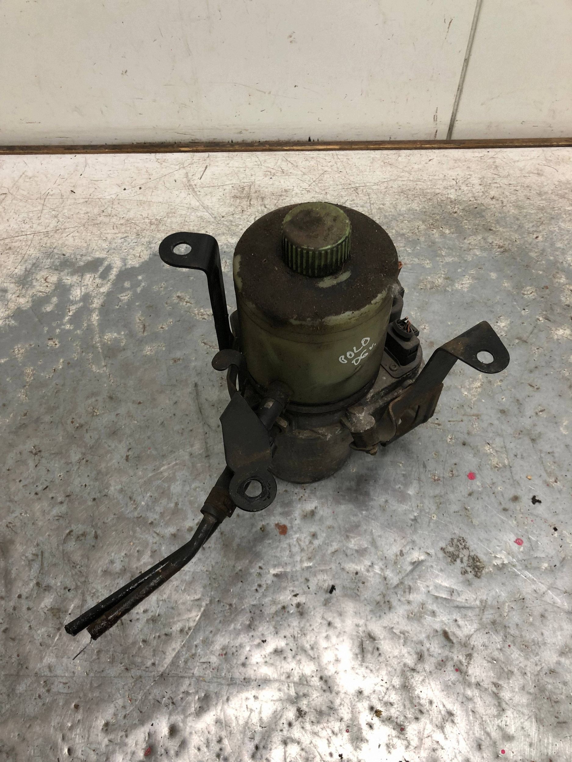servo pump VW POLO IV 6Q0423156AB