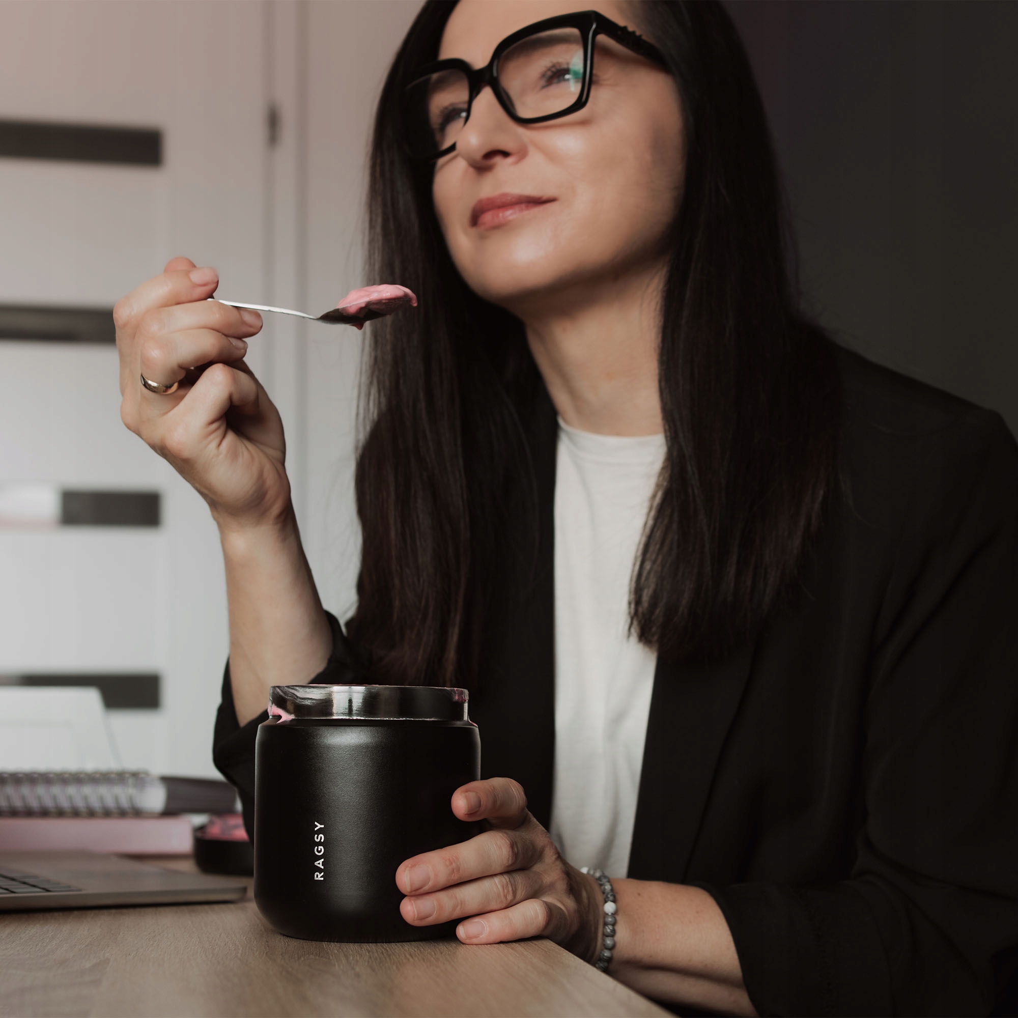 Termos na jedzenie / lunch box termiczny ze stali Food Jar 480 ml - Sand Kolor dominujący beże i brązy