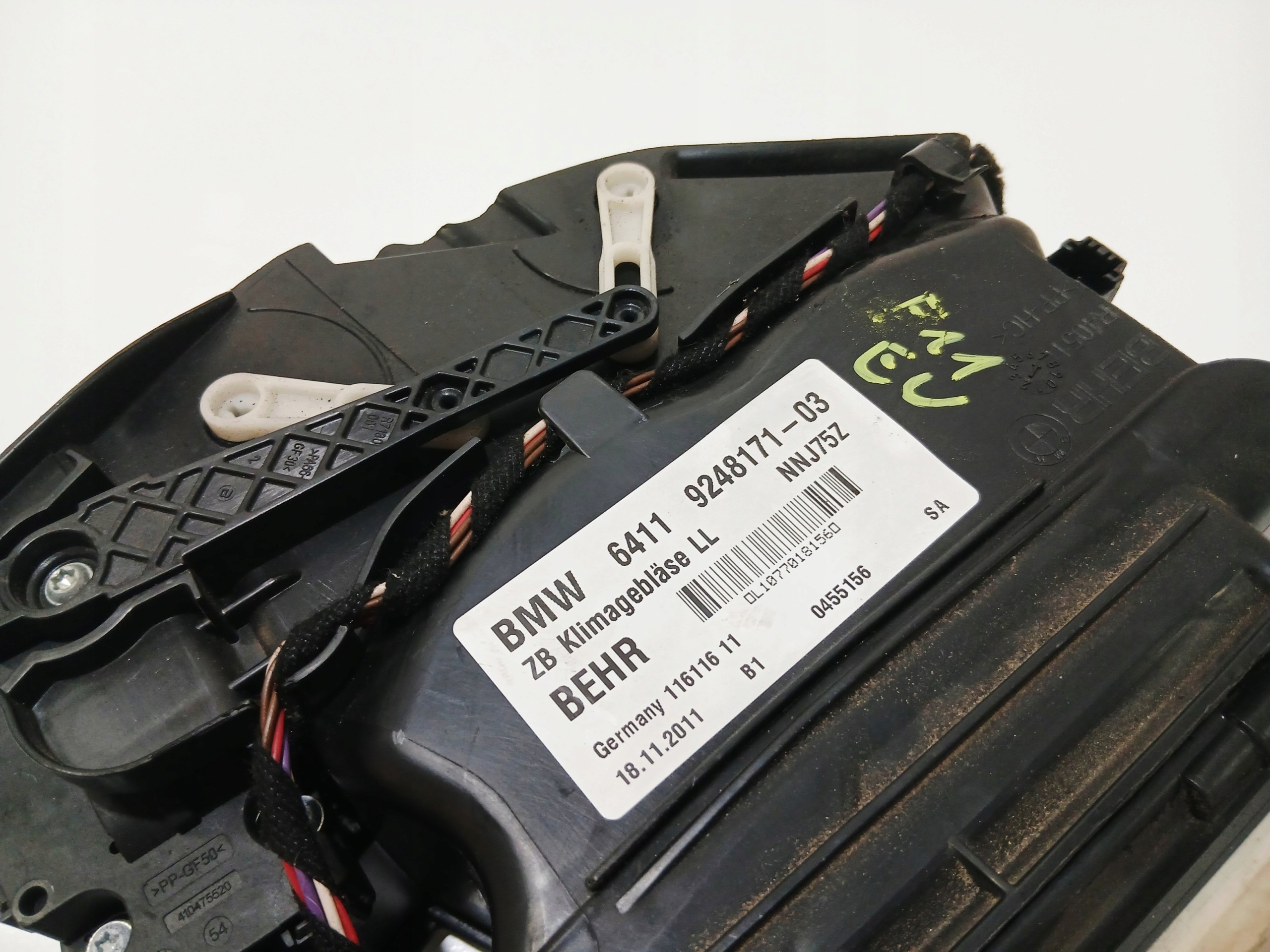 obal ventylátora topení BMW F11 EU 9248171